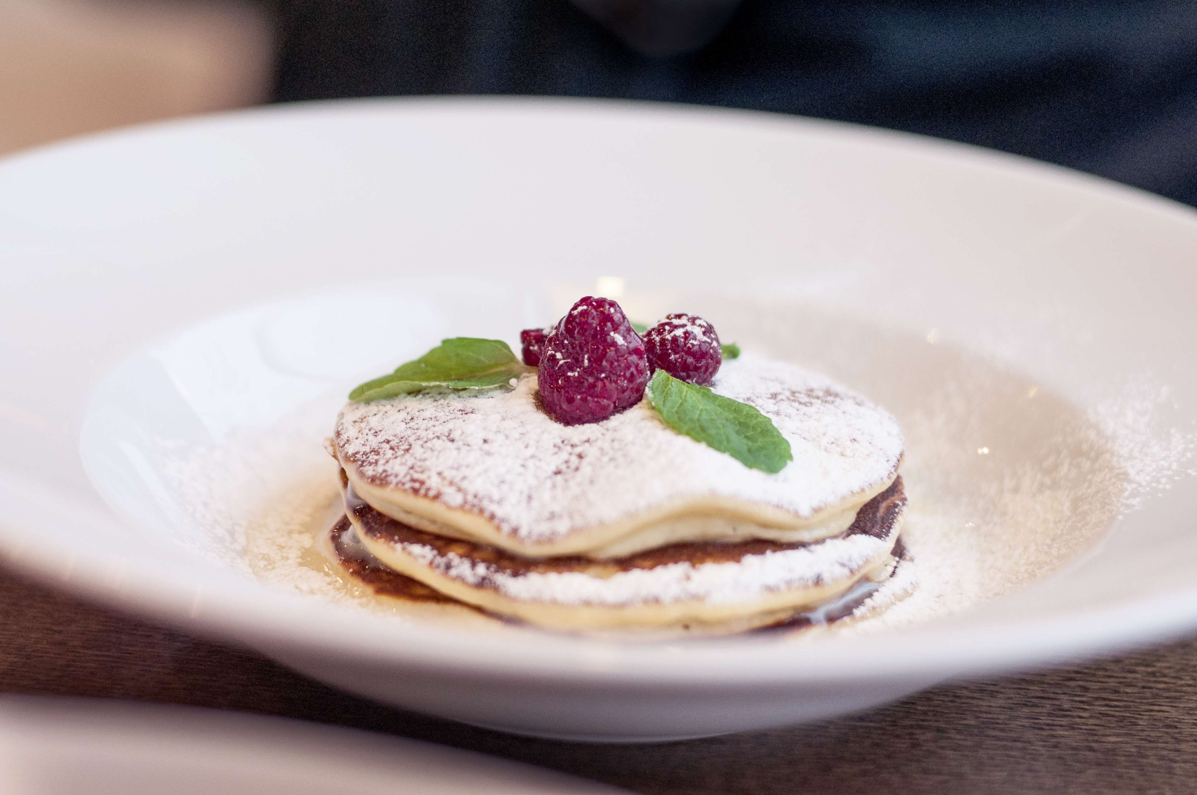 nikon, no people, breakfast, raspberries, pancake, food, french food, dessert, ready-to-eat, service, pastry, 4K, sweet, berry fruit, cake, fruit, berry, HD Wallpaper