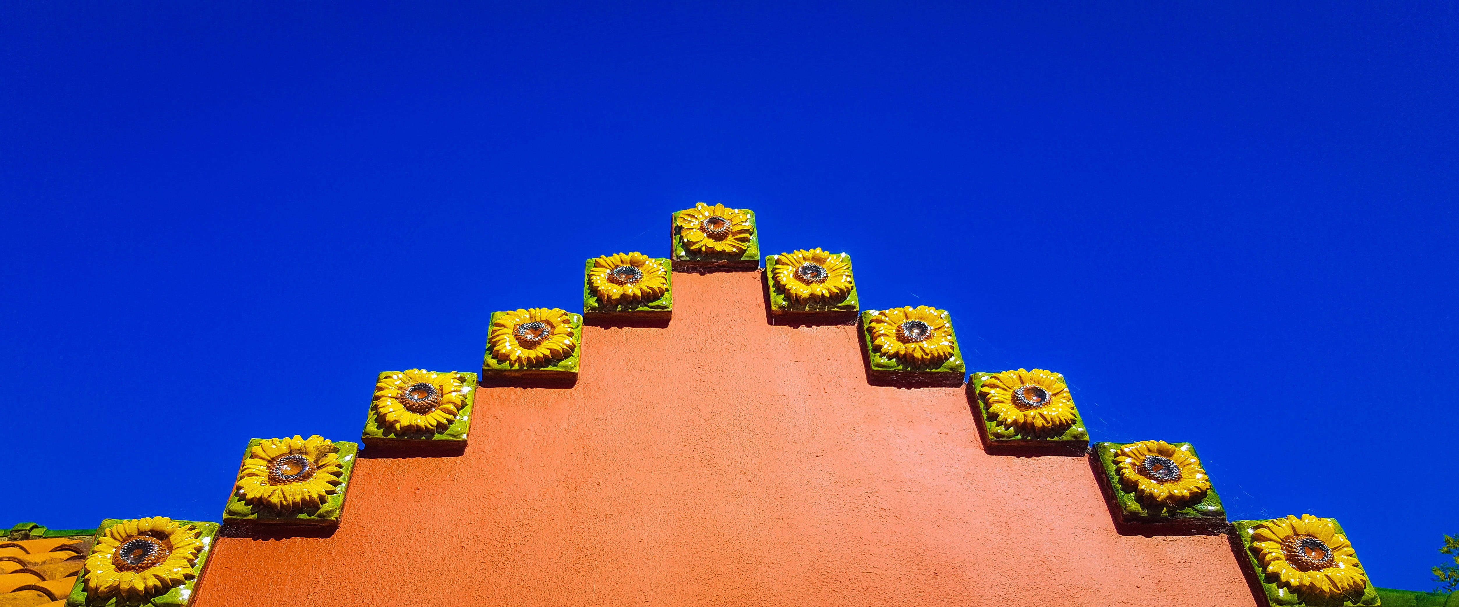 clear sky, history, building exterior, day, wall - building feature, sky, plant, cantabria, sunny, old, the past, europe, nature, architecture, low angle view, HD Wallpaper