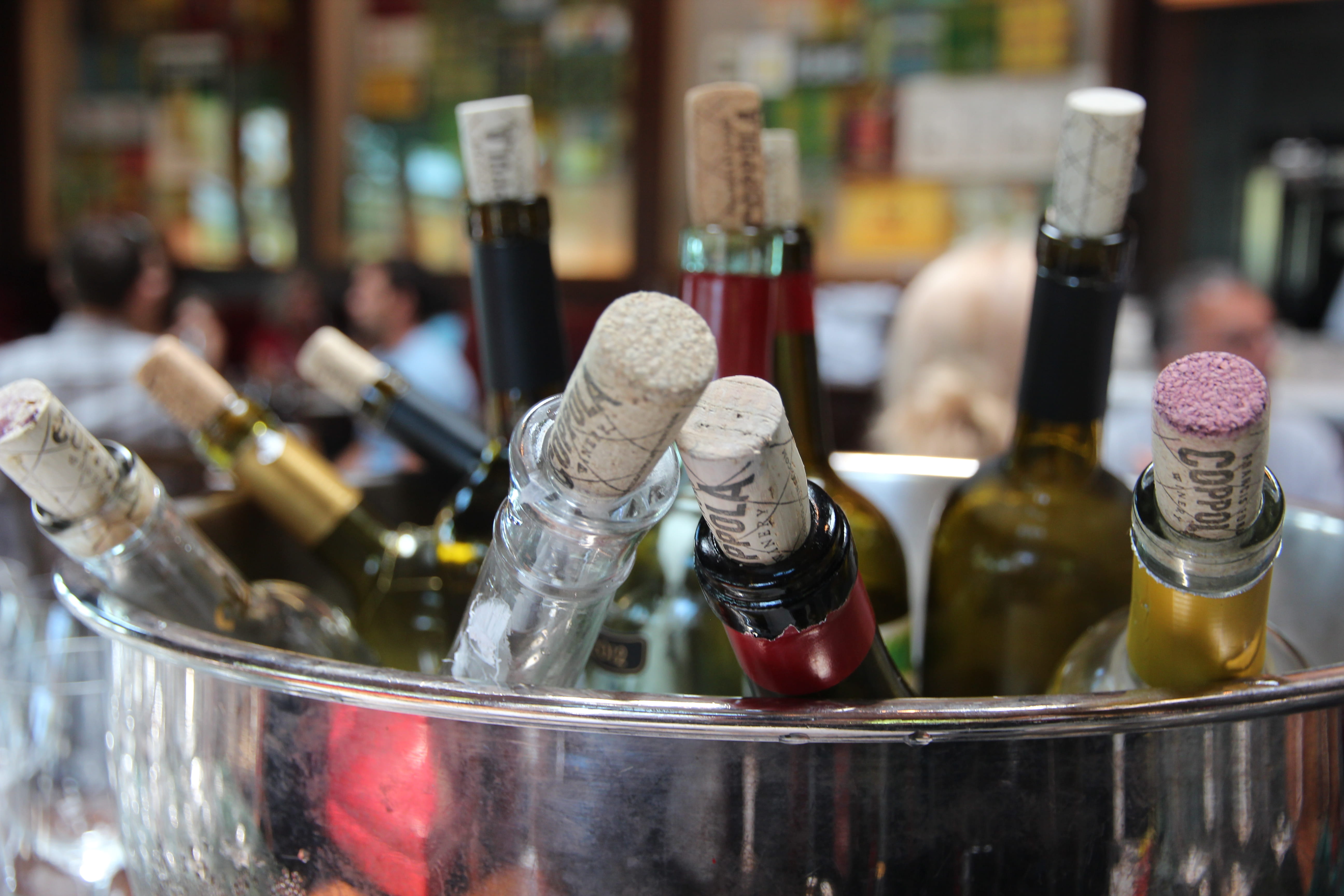 5K, food and drink, no people, bottle, sonoma valley, close-up, large group of objects, united states, party, choice, sonoma county, cork - stopper, table, HD Wallpaper