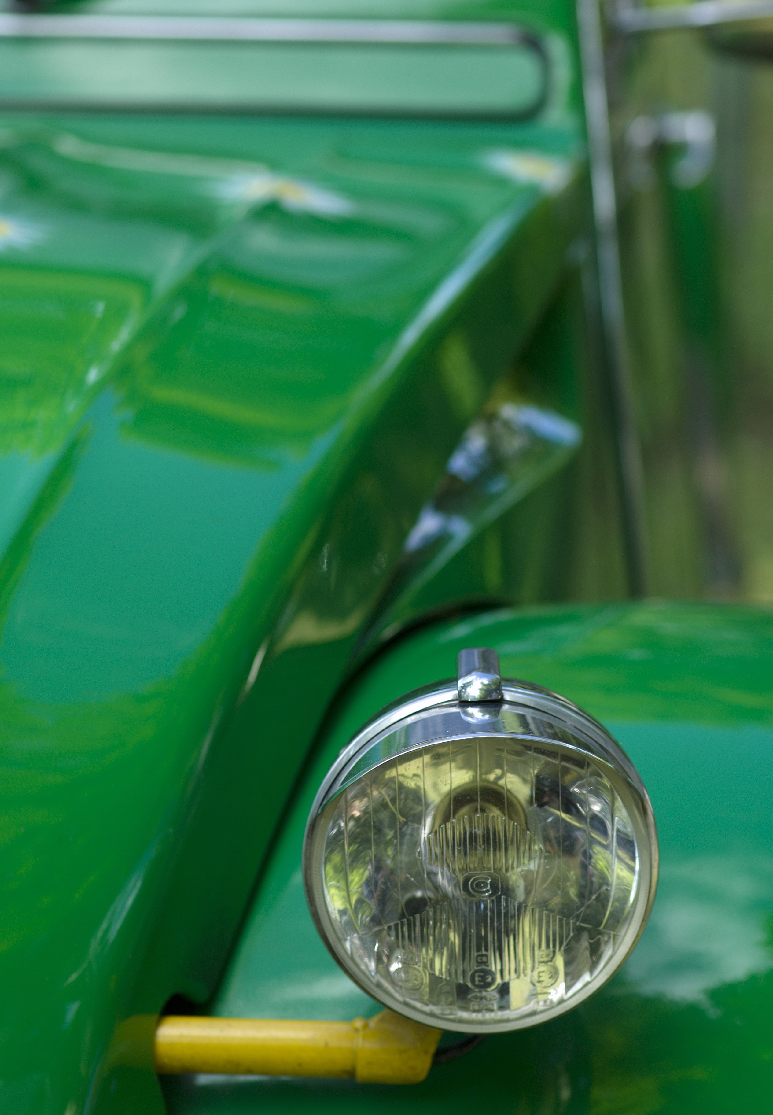 land vehicle, 2K, vintage car, green color, auto, car, motor vehicle, nature, mode of transportation, water, transportation, selective focus, vehicle interior, Phone HD Wallpaper