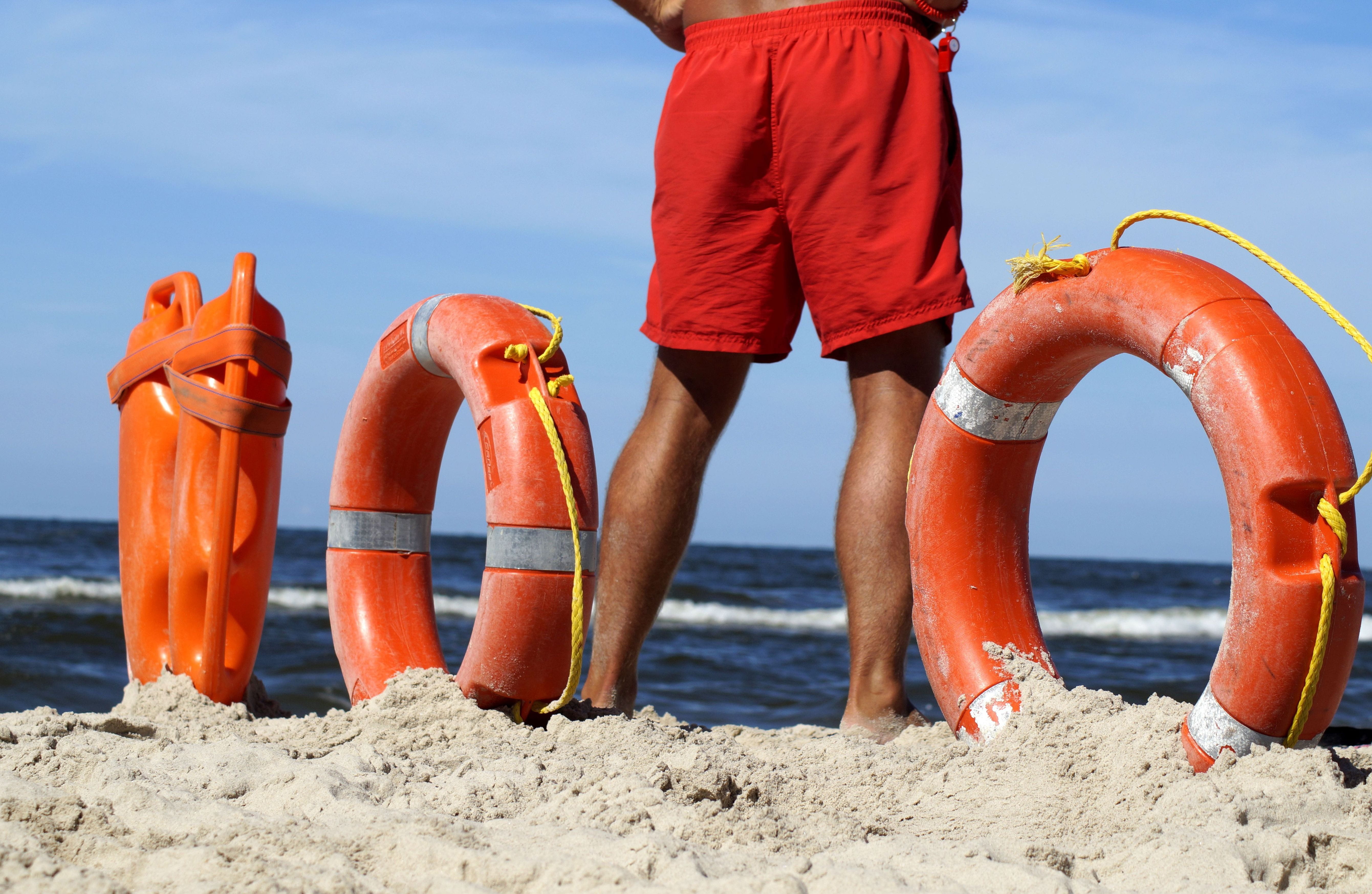 travel, holidays, rescuer, nature, baywatch, horizon, water, red, buoys, sunlight, summer, rear view, day, sea, land, vacations, orange color, 5K, horizon over water, HD Wallpaper