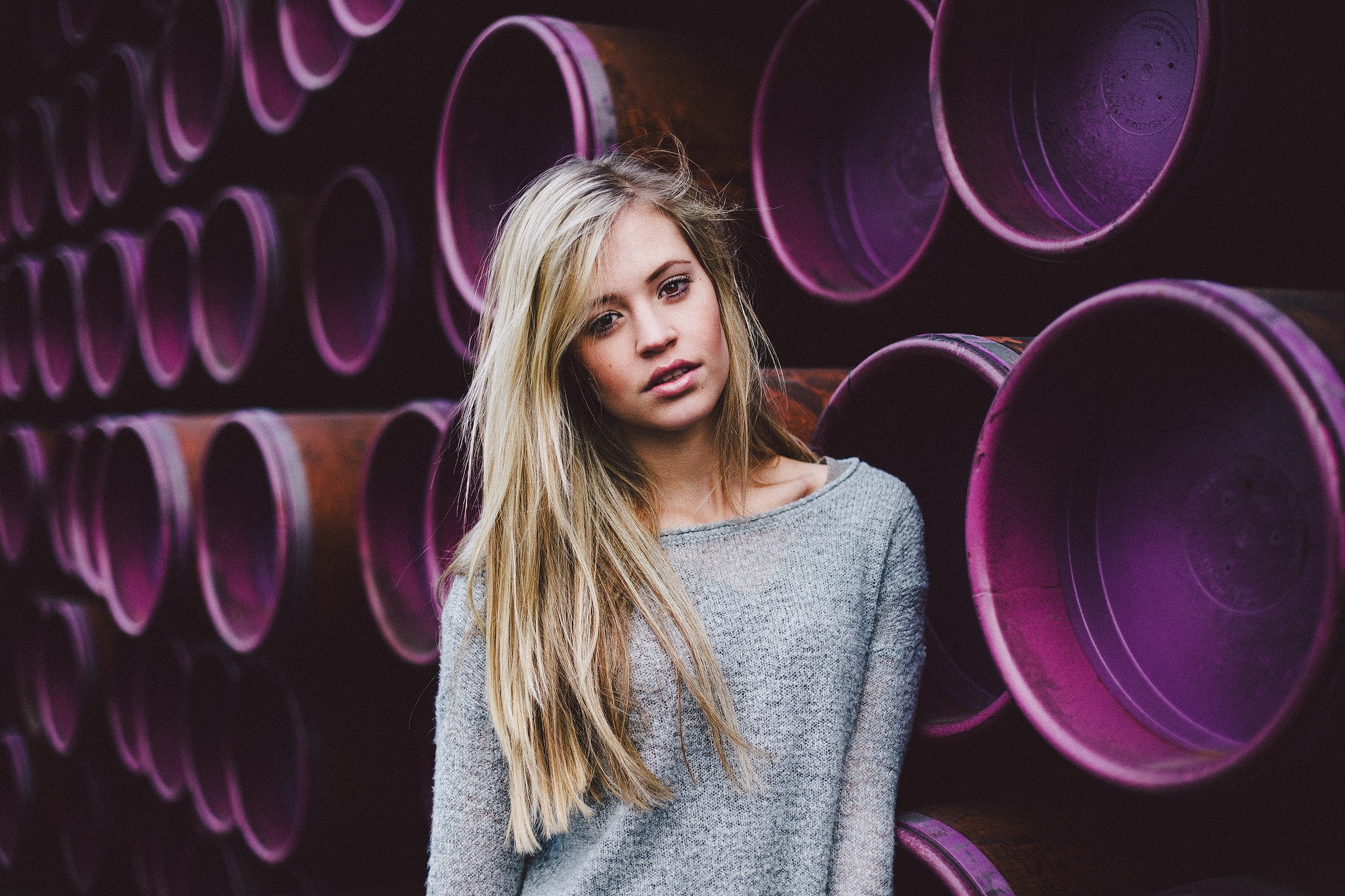 leaning, sweater, pipes, blonde, purple, looking at viewer, 1080P, women, HD Wallpaper