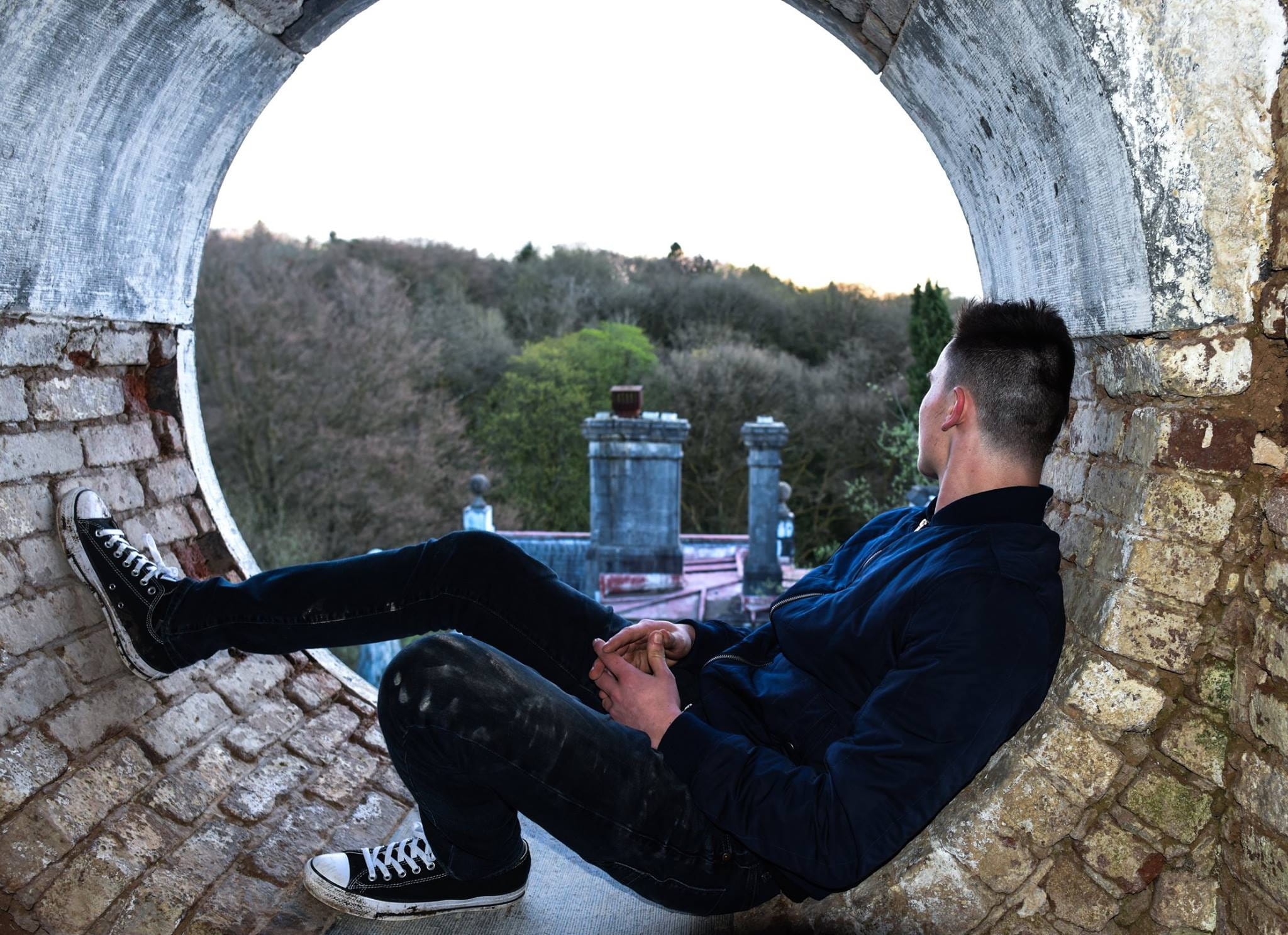 people, 1080P, arch, day, relaxation, man, clothing, surface, full length, castle, sitting, europe, tienier, adult, view, real people, nature, one man only, HD Wallpaper