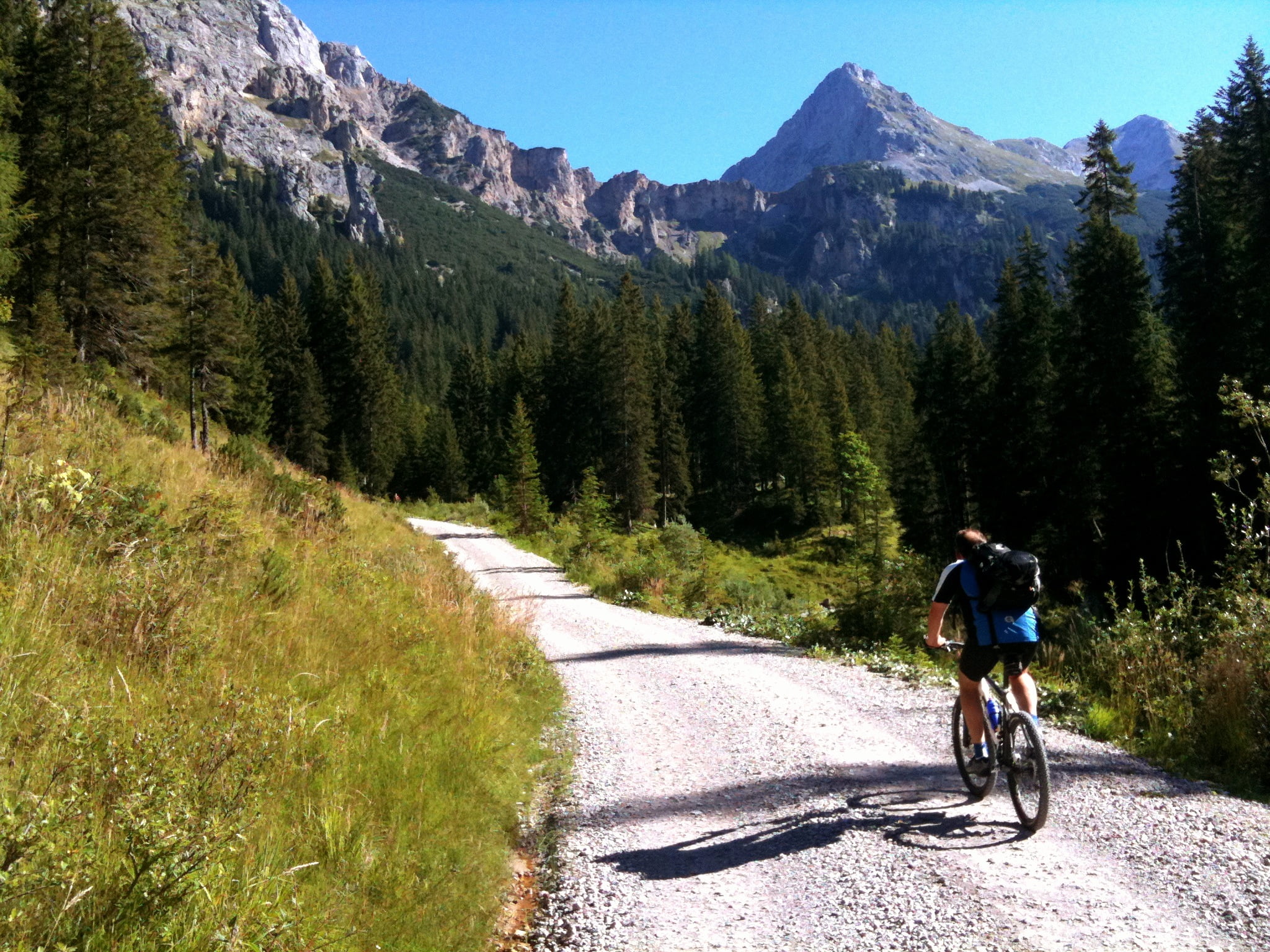 nature, summer, mountain, surrounded, mountain biking, Scharnitz, trails, sport, 1080P, Mountain Bike, riding, outdoors, men, people, Austria, man, com, HD Wallpaper