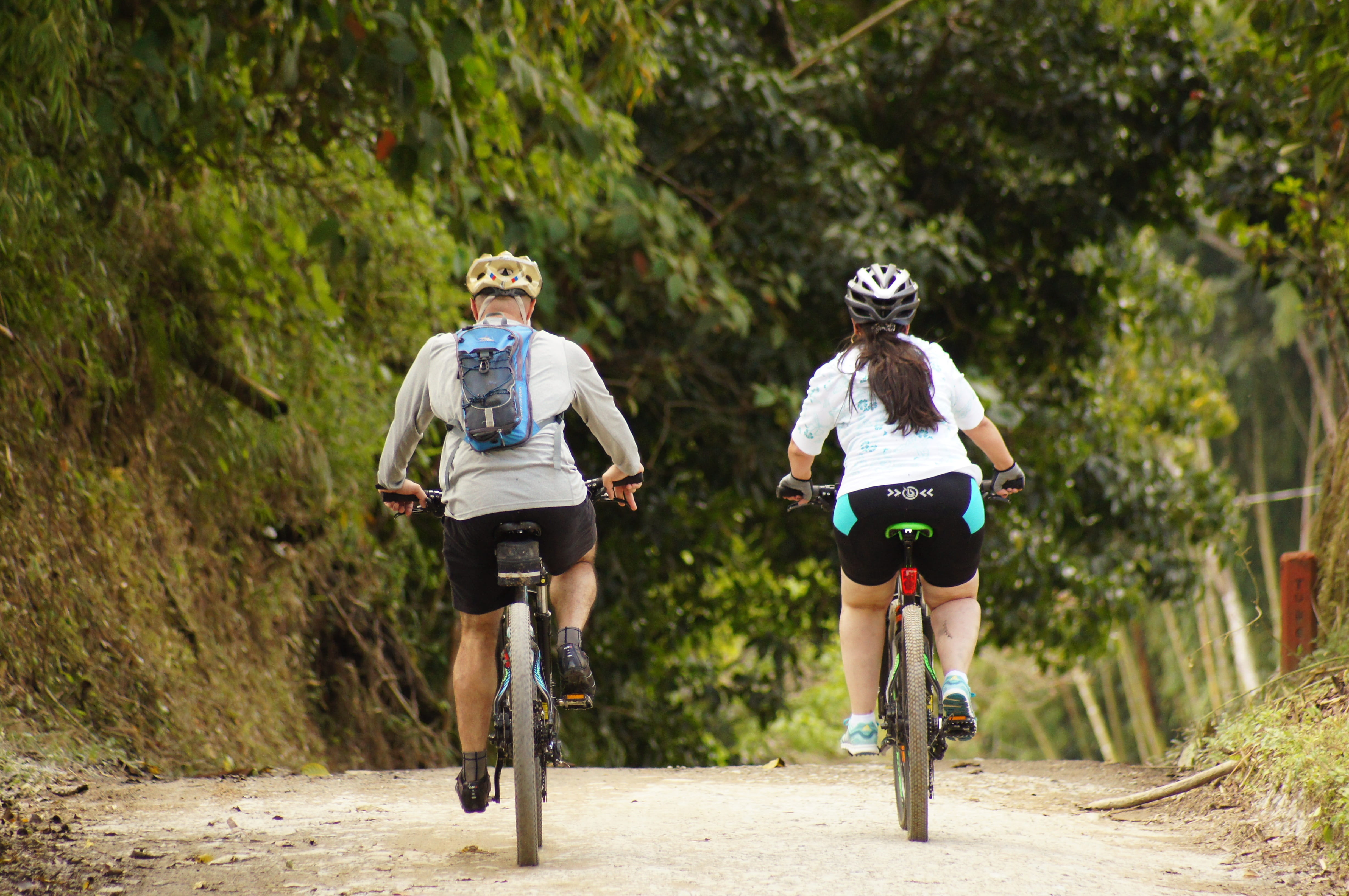 Kettle, bicycle, Quindio, people, outdoors, activity, exercising, sports clothing, women, togetherness, mid adult, helmet, dirt Road, recreational Pursuit, HD Wallpaper