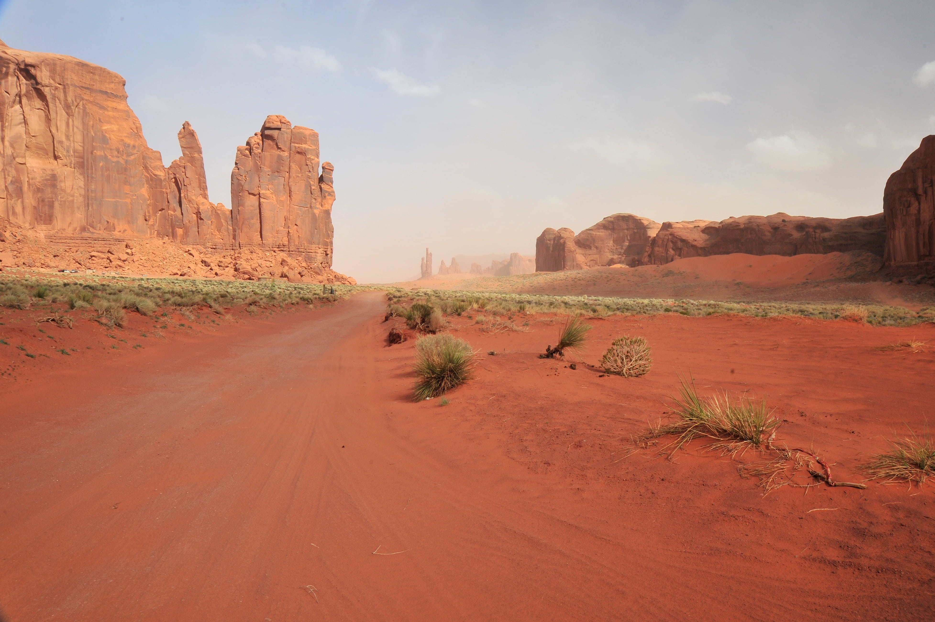 4K, desert landscape, tranquil scene, rock formation, eroded, scenics - nature, soil, red, monument Valley Tribal Park, geology, travel, beauty in nature, HD Wallpaper