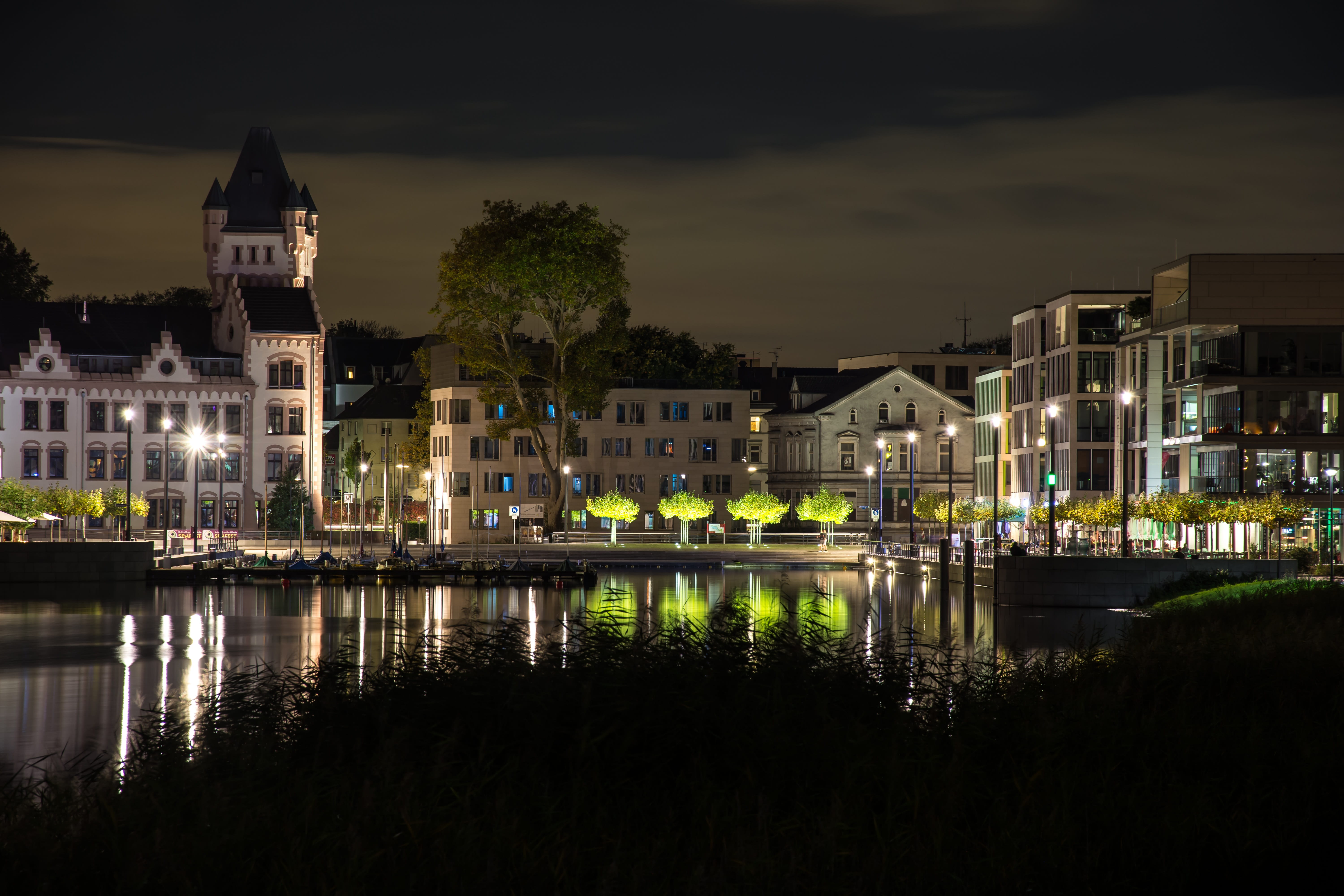 urban Scene, building, Lake, travel Locations, dusk, waterfront, built Structure, plant, night, nature, building Exterior, city, house, illuminated, outdoors, HD Wallpaper