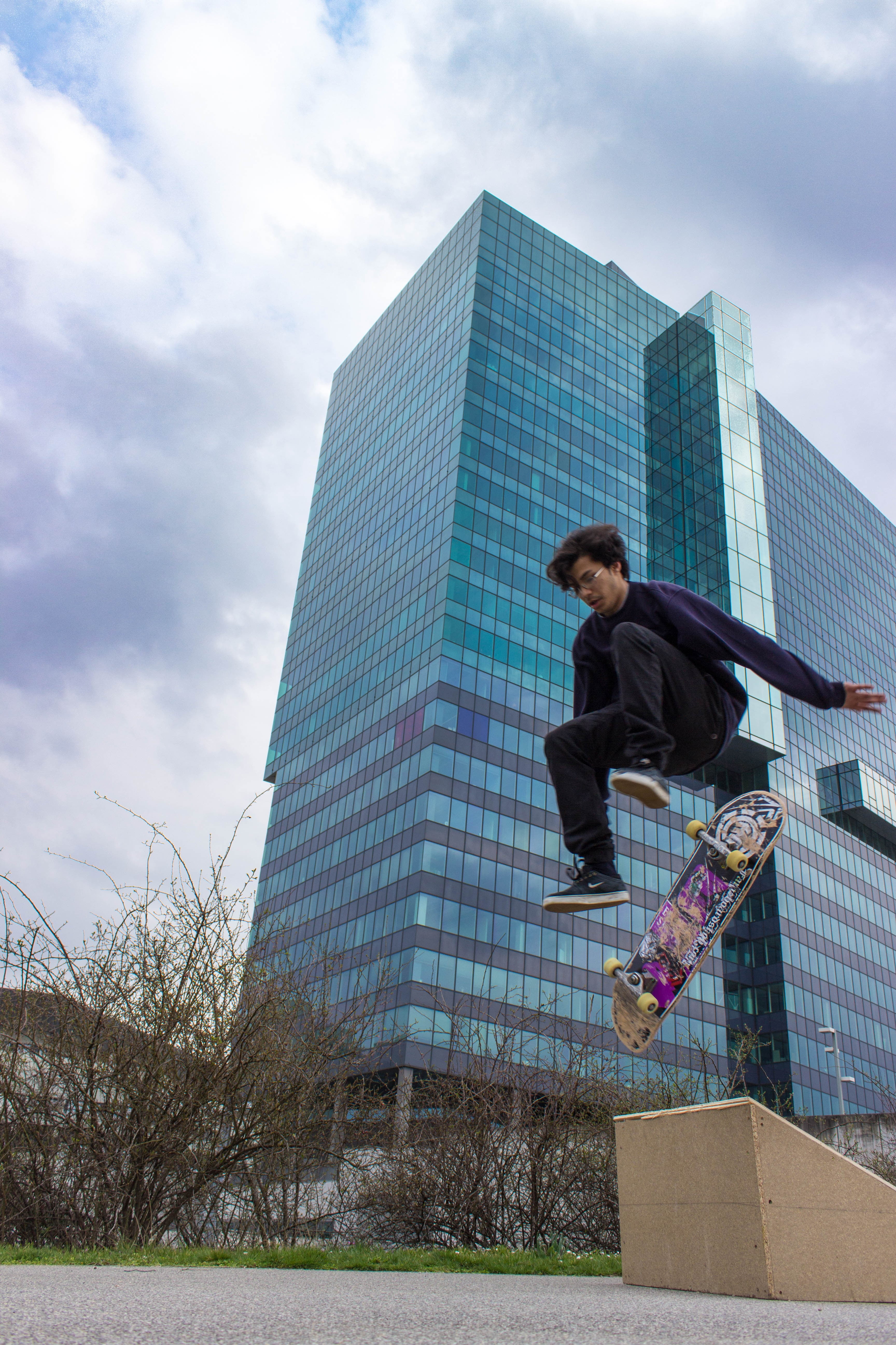 young adult, shirt, skyscraper, plaid, architecture, city life, black, city, one person, people, cloud - sky, building exterior, s, office, skateboarding, Phone HD Wallpaper