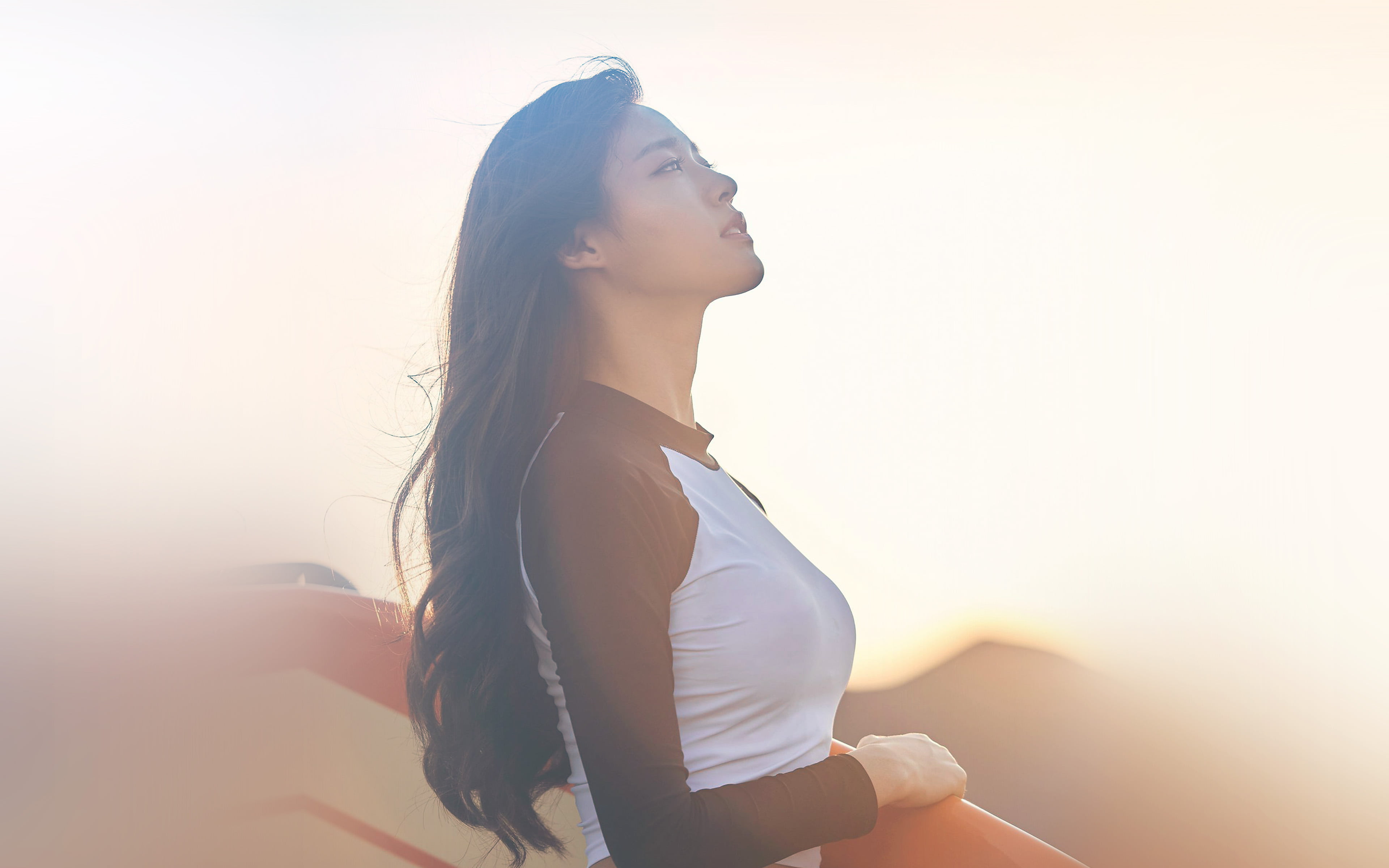 long hair, kpop, three quarter length, young adult, side view, young women, lifestyles, one person, seolhyun, real people, beautiful woman, sea, looking, HD Wallpaper