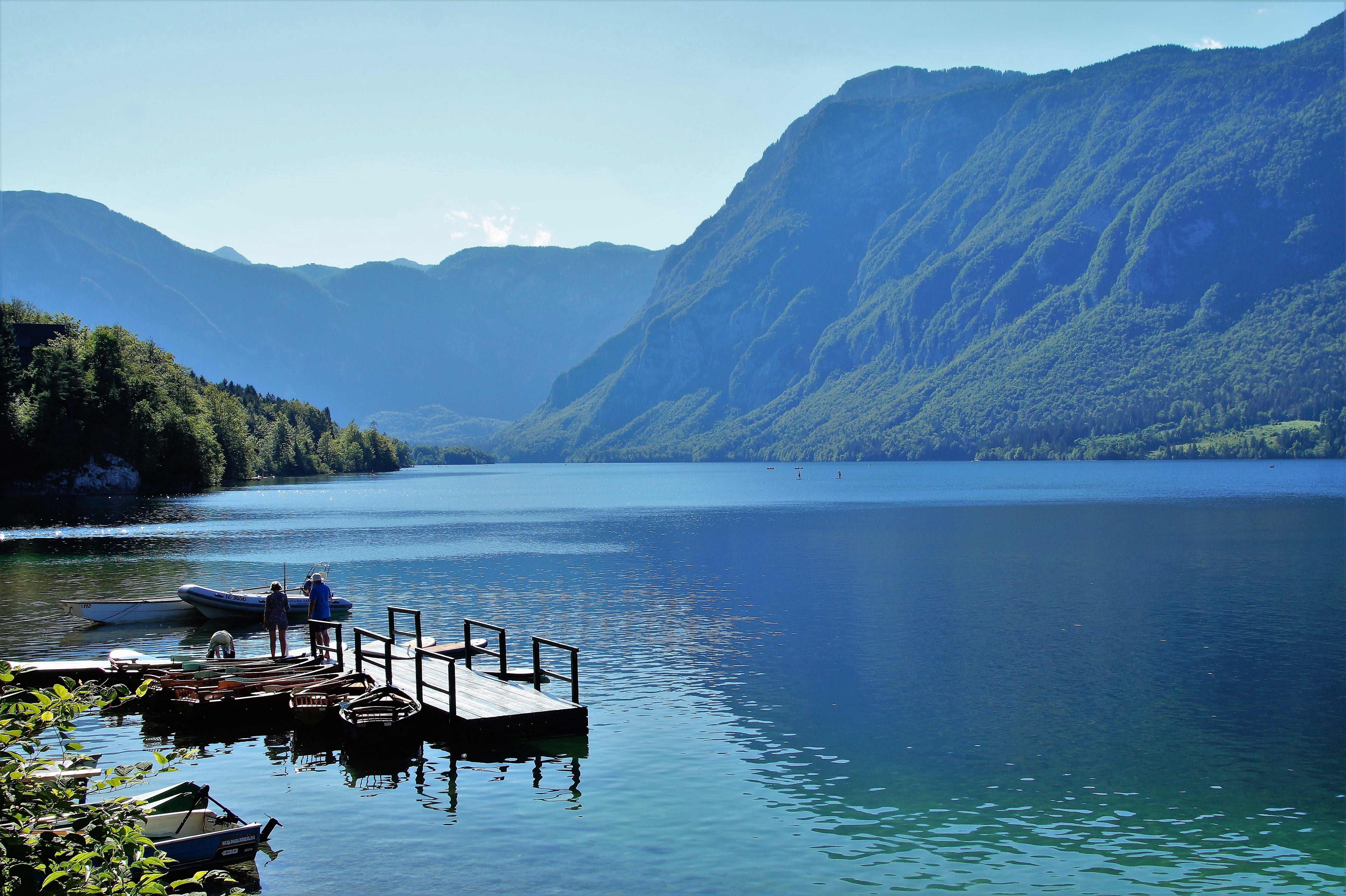 tranquil scene, bohinj lake, bohinj, water sports, clear water, scenics - nature, non-urban scene, slovenia, lake bohinj, tourism, mountain range, holidays, HD Wallpaper