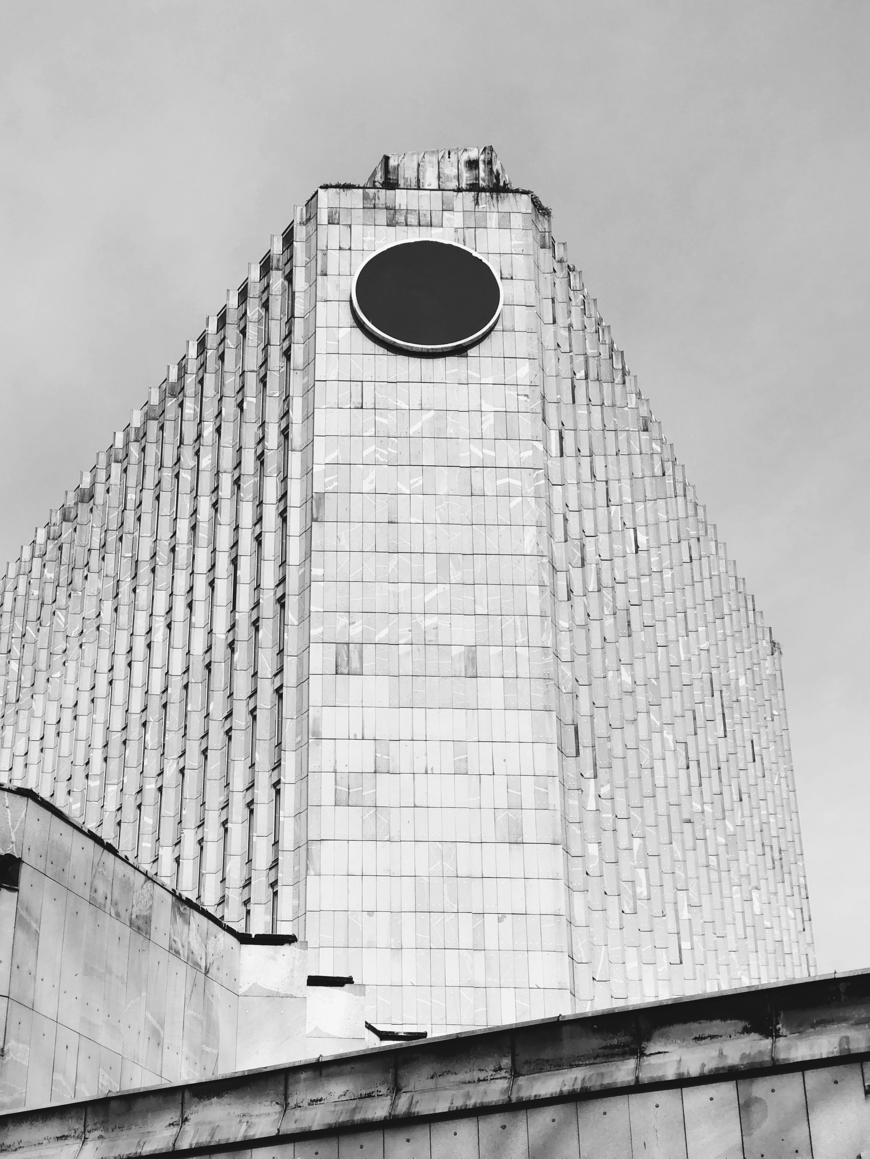 slovenia, wall, office building exterior, city, black and white, brutalist, office building, ljubljana, town, travel destinations, europe, high rise, ride, Phone HD Wallpaper