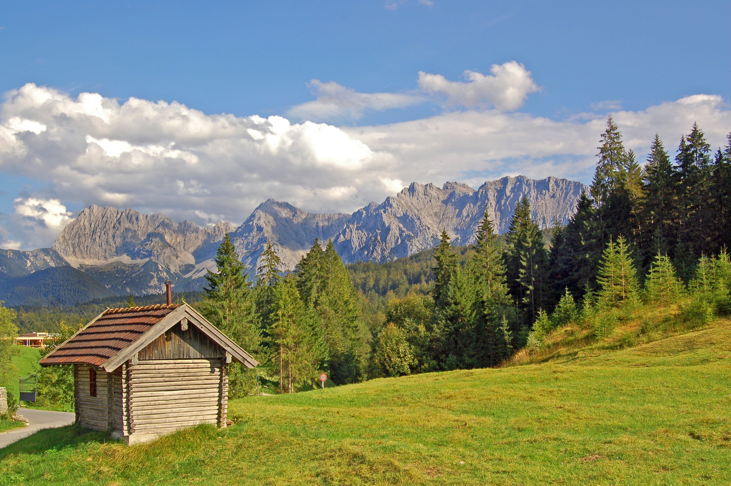 Weg, european Alps, mountain, weide, wooden, summer, felsen, brown, green grass, tree, schloss elmau, grass, landscape, scheune, wiese, 2K, nature, bavaria, HD Wallpaper