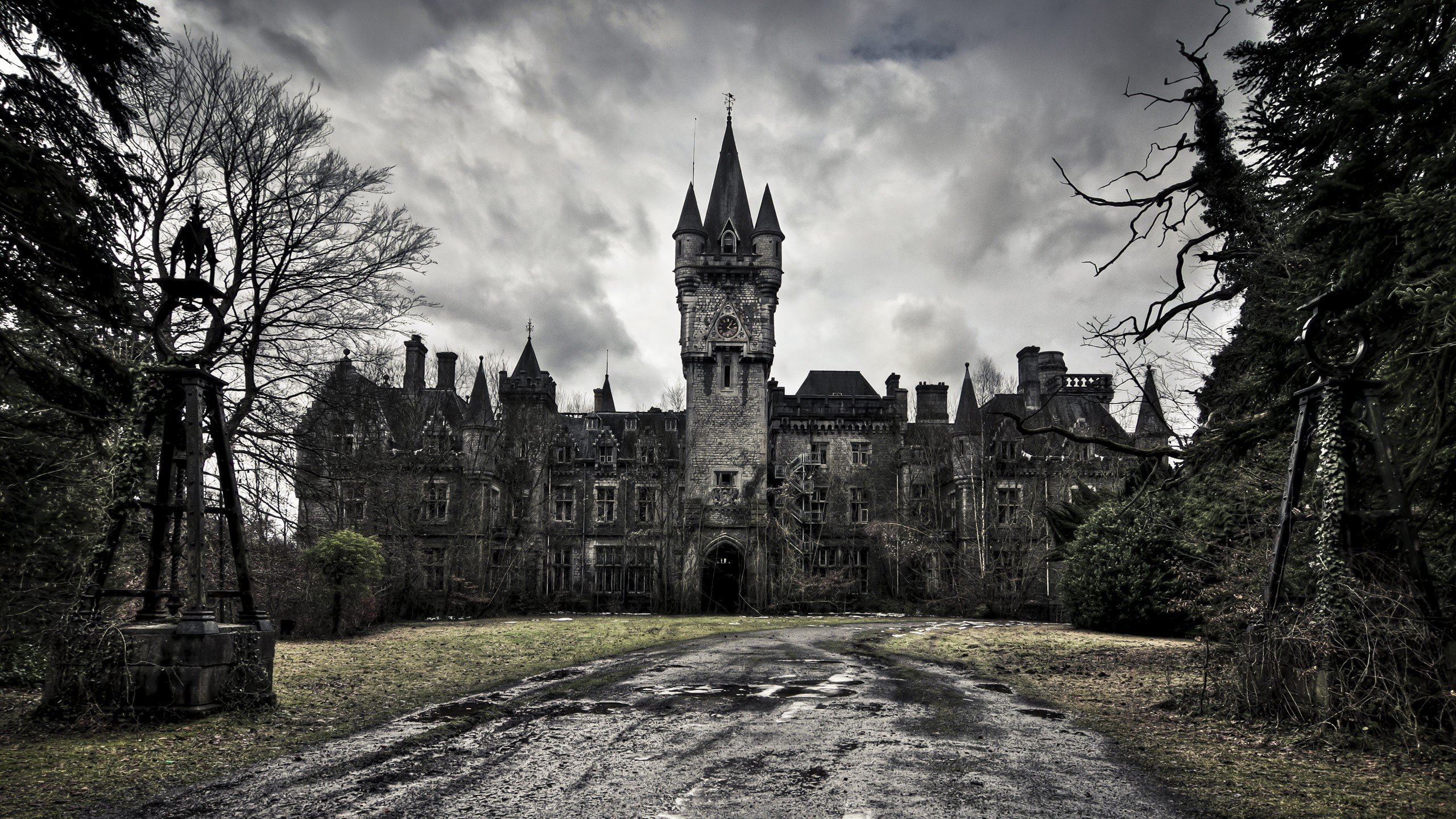 Castle, old, Old Building, 2560x1440 px, 2K, motorcycles, x, px, HDR, hd, art, building, HD Wallpaper