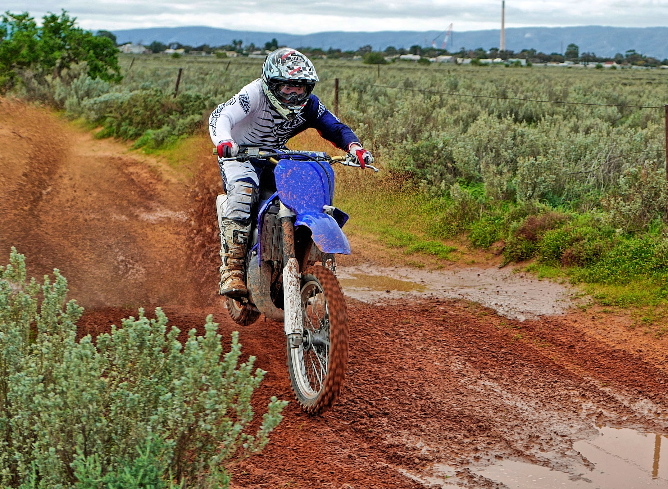 outdoors, ride, lifestyles, 1080P, motorcycle, offroad, nature, transportation, bicycle, dirt road, mode of transportation, sports helmet, helmet, road, HD Wallpaper