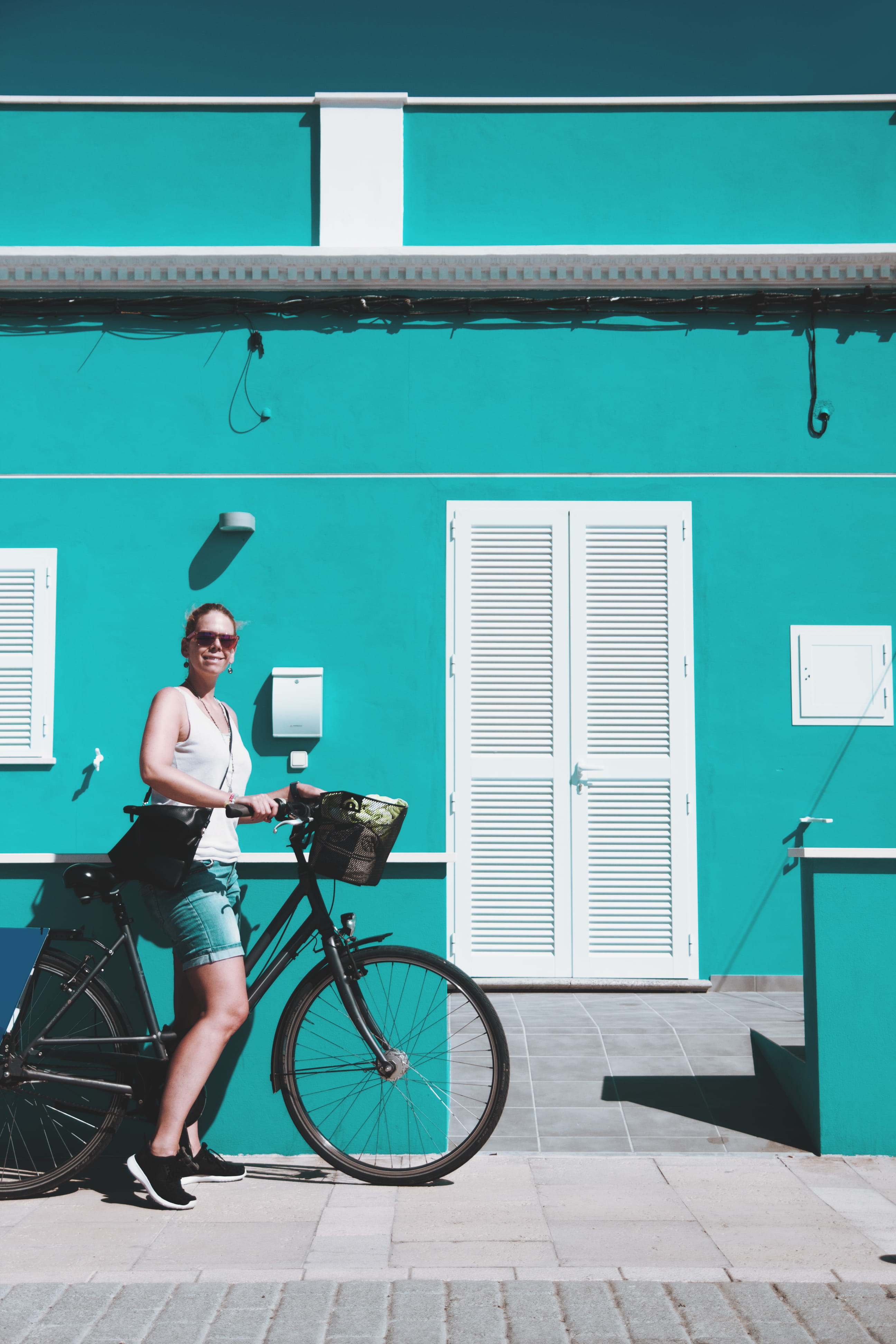 house, built structure, cycling, day, one person, street, standing, land vehicle, love, bike, side view, majorca, full length, outdoors, portait, green color, Phone HD Wallpaper