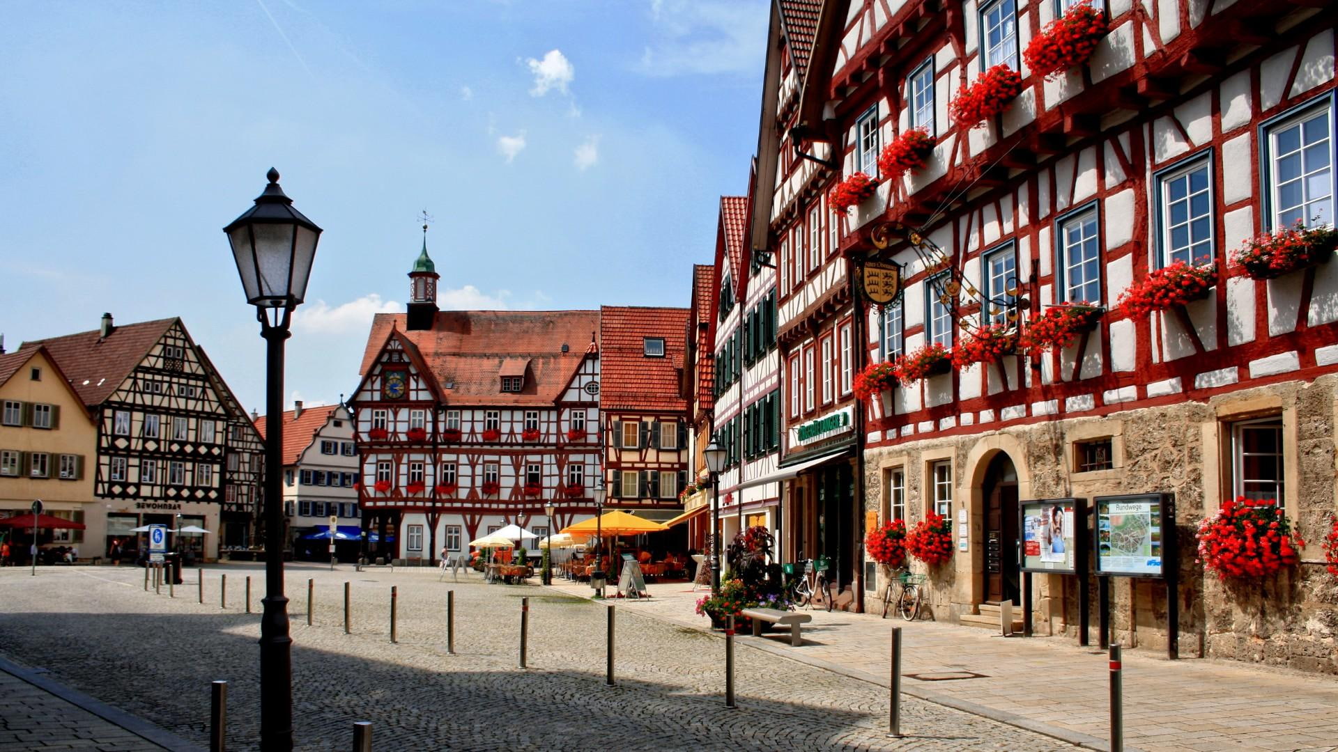 marketplace, bad urach, town, sky, street, building, germany, europe, window, houses, town square, neighbourhood, 1080P, house, HD Wallpaper
