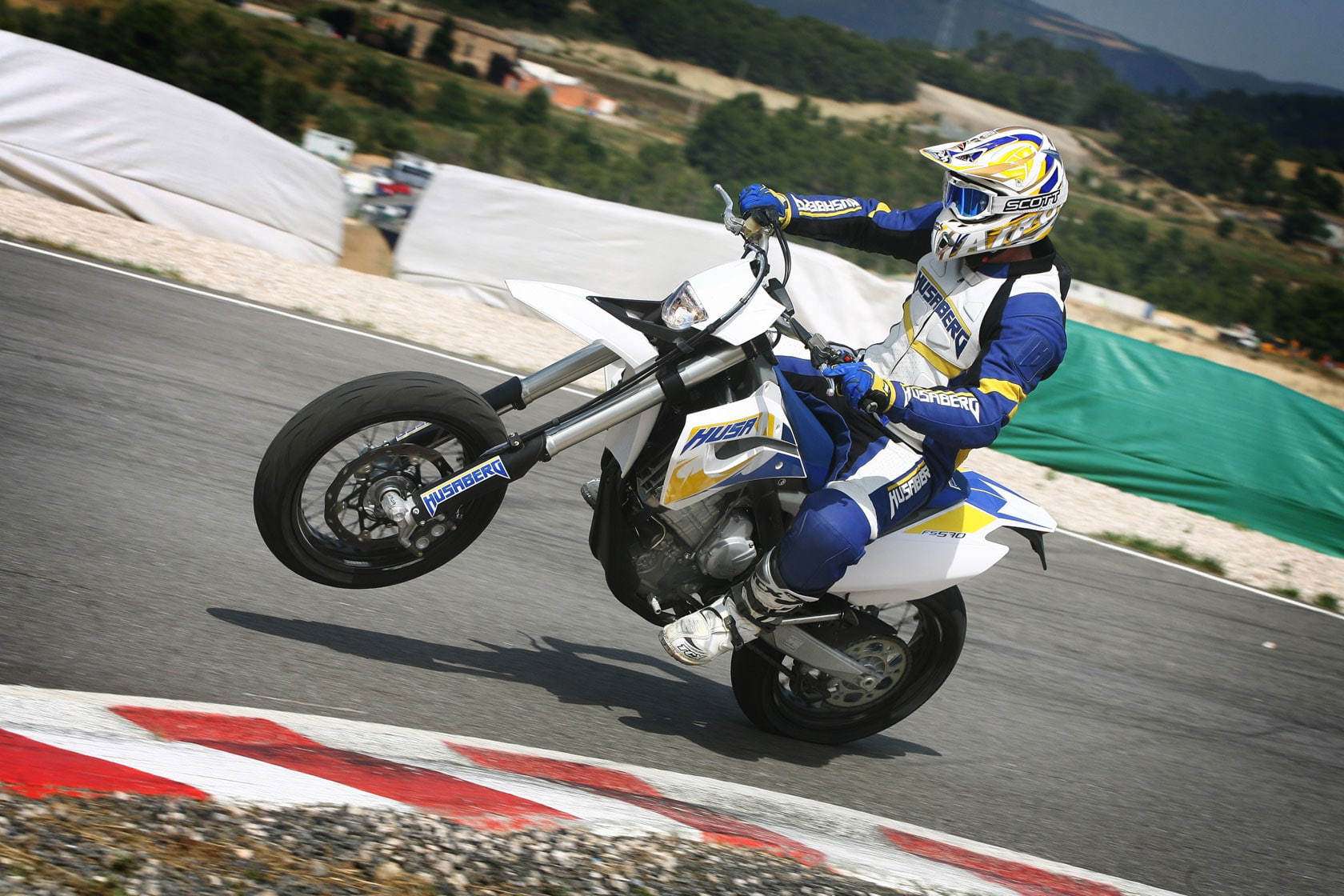 wheelie, 720P, supermoto, husaberg, 2010, fs570, HD Wallpaper