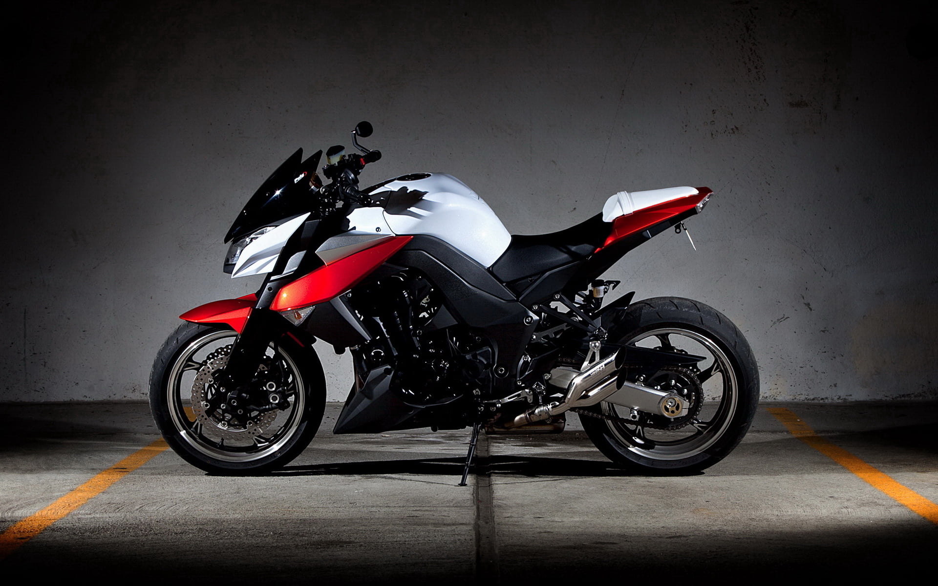 riding, white, city, z, mode of transportation, 1080P, red, motorcycle, speed, outdoors, black color, bike, Kawasaki, Motorcycles, side view, wheel, black, HD Wallpaper