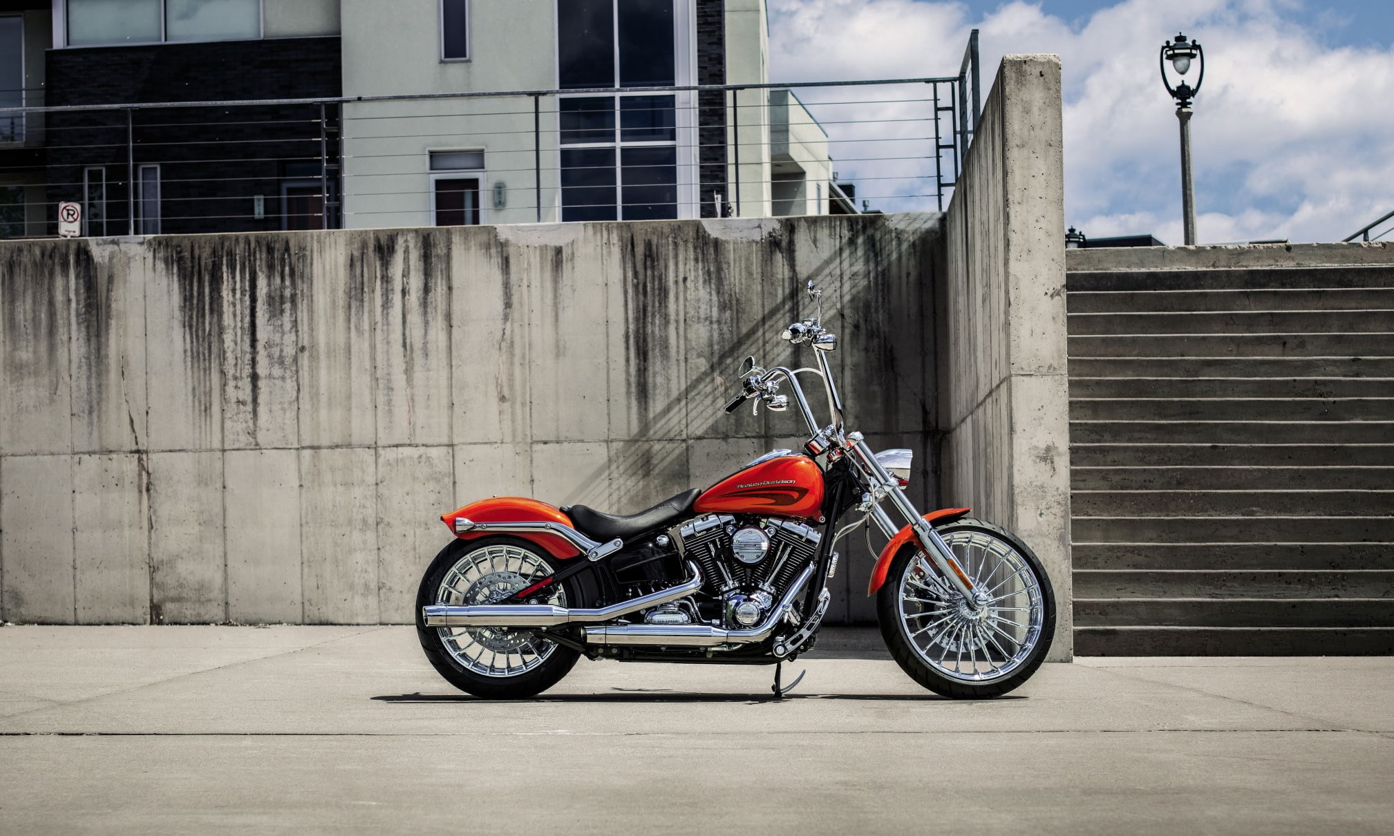stationary, harley davidson breakout, land vehicle, architecture, street, city, transportation, travel, wall - building feature, parking, wall, motorcycle, HD Wallpaper