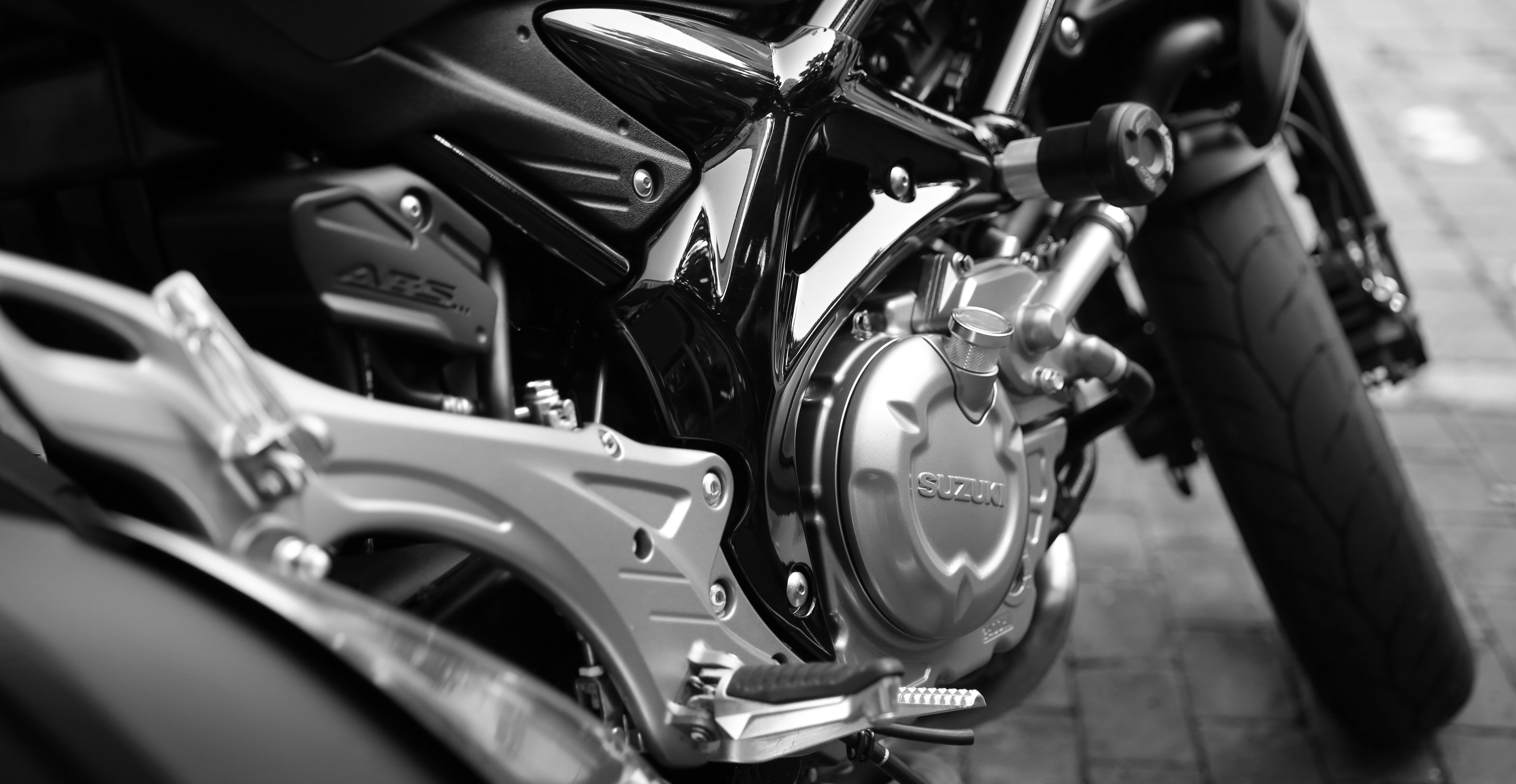 dynamics, side view, 5K, close, close-up, technology, transportation, wheel, vehicles, motorcycle, mode of transportation, bicycle, chrome, speed, luxury, HD Wallpaper