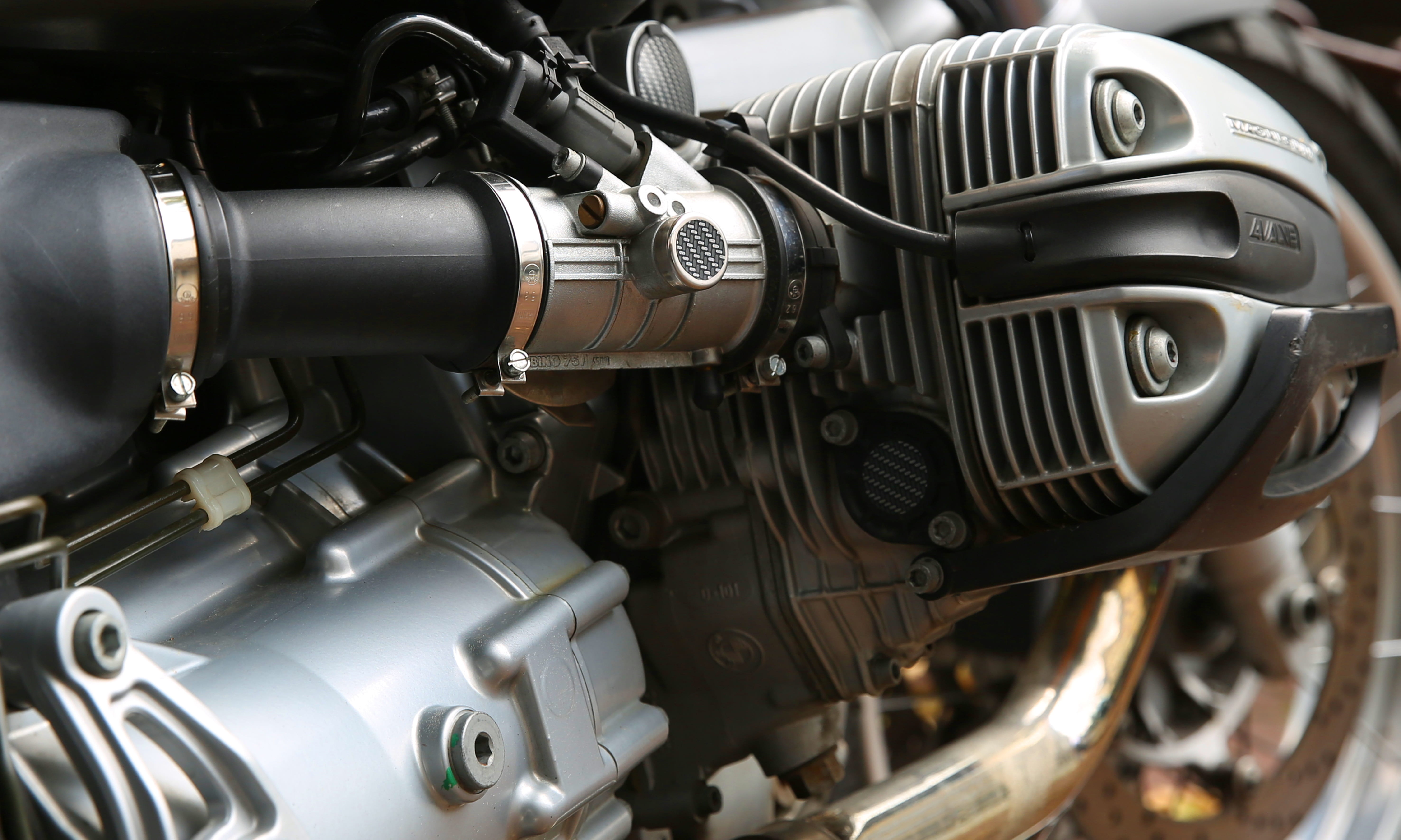 no people, technology, metal, side view, 5K, cylinder, wheel, dynamics, motor vehicle, outdoors, chrome, close-up, transportation, close, mode of transportation, HD Wallpaper