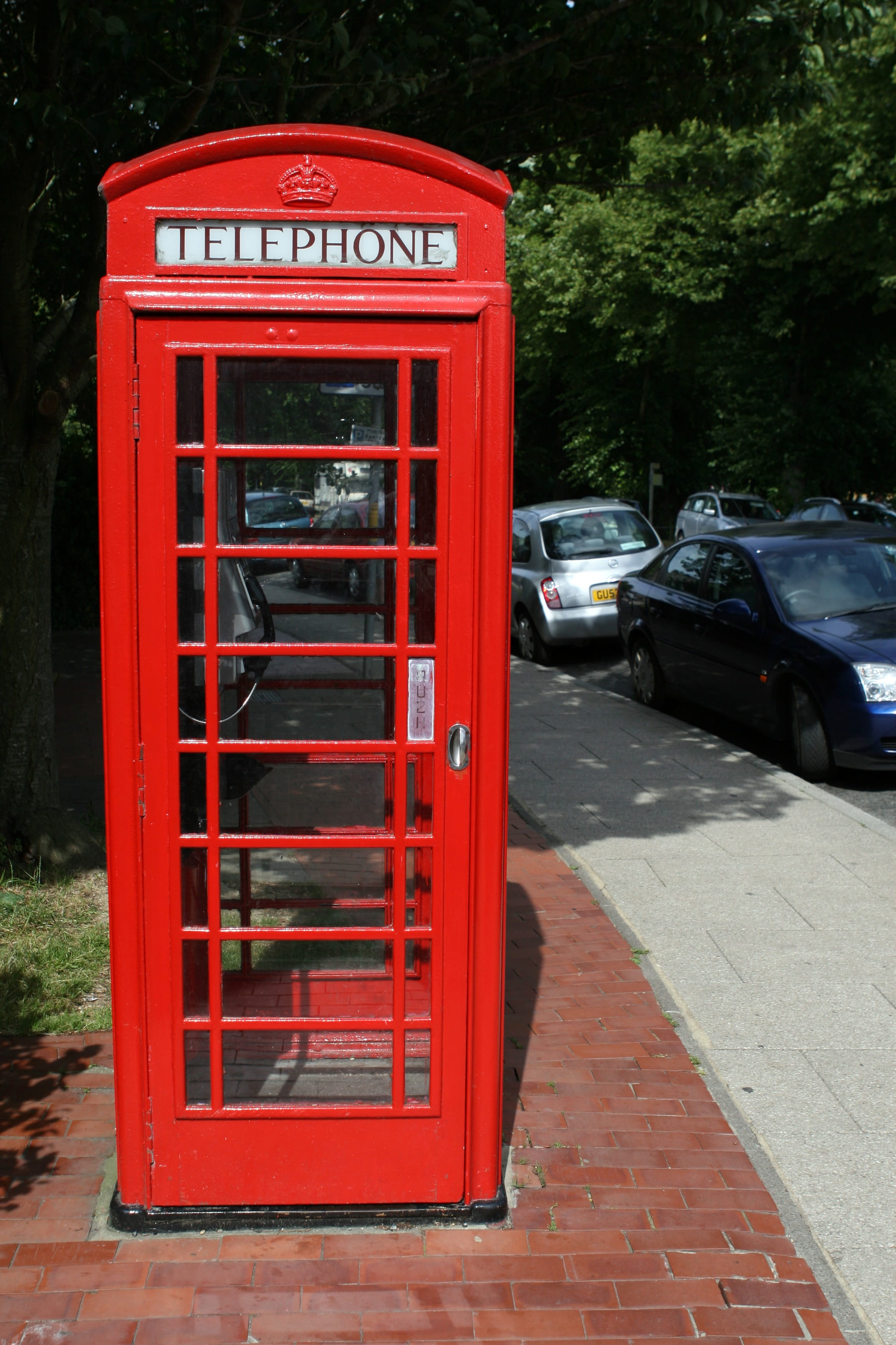 british, space, mode of transportation, extinct, city, box, convenience, phone, text, communication, street, cubicle, no people, touchtone, footpath, handset, Phone HD Wallpaper