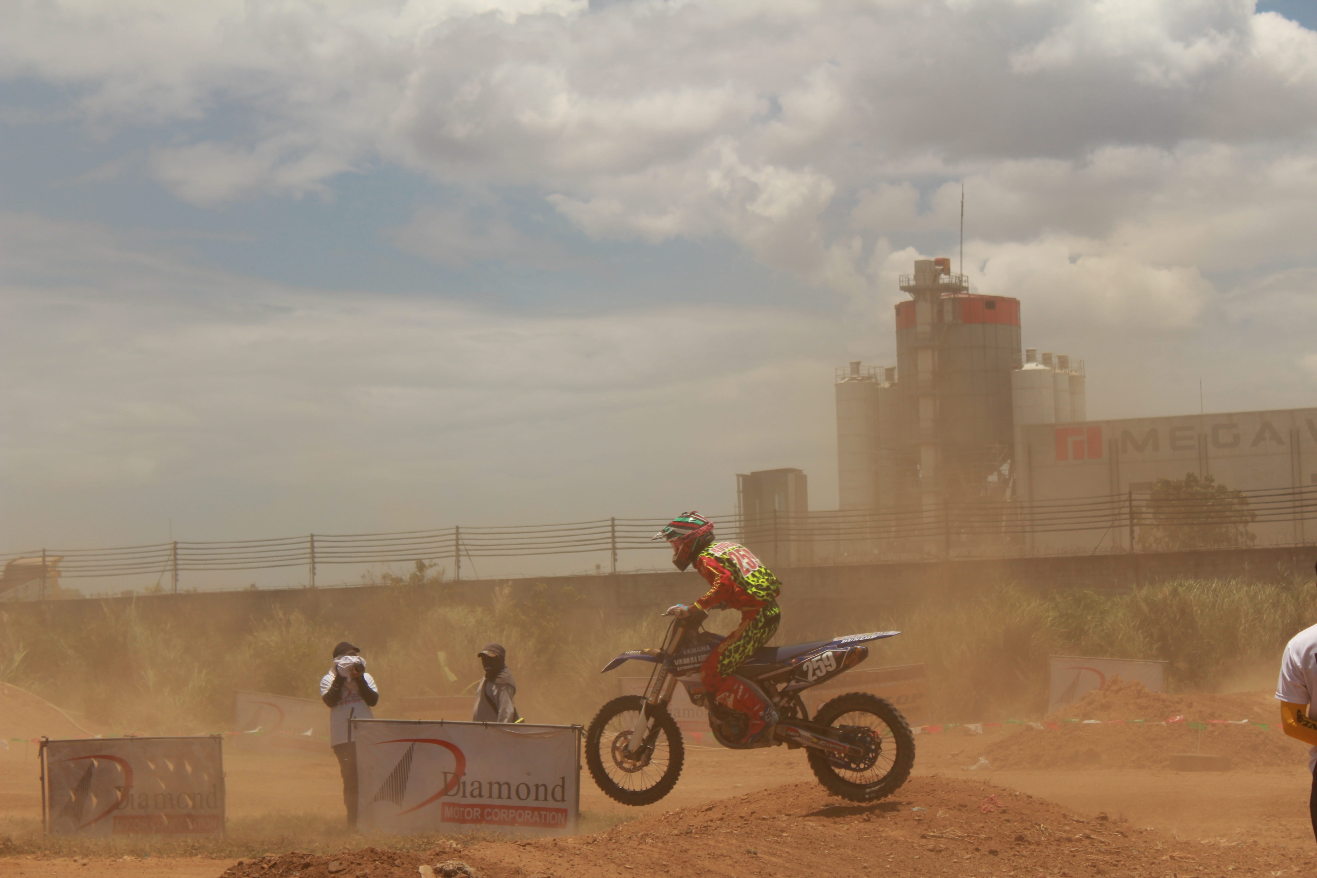 race, Motorcycle, sky, crash helmet, fun, active, architecture, outdoor, male, Sport, riding, cycle, outdoors, lifestyles, sports race, rider, mode of transportation, HD Wallpaper