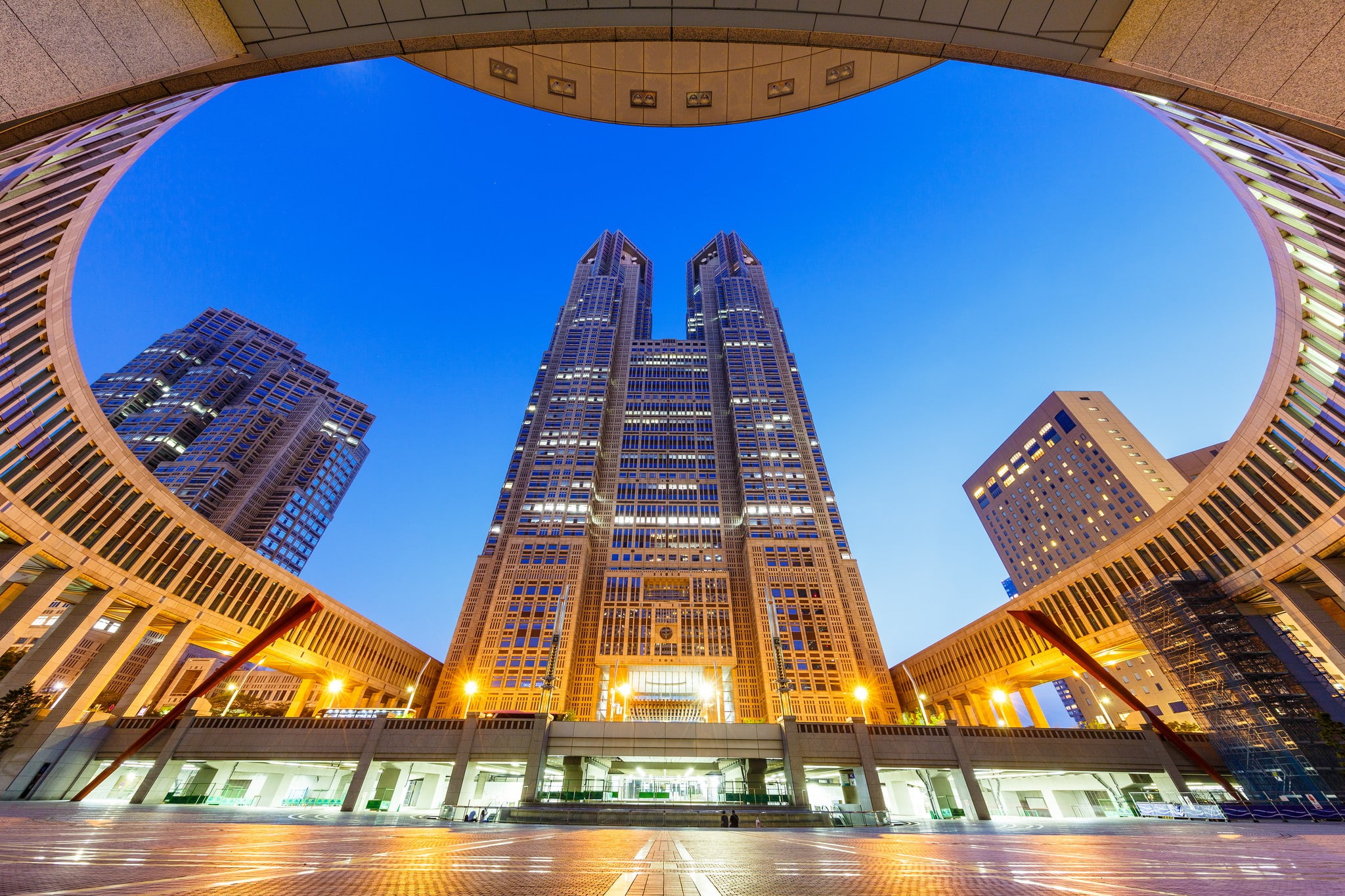 skyscraper, sky, reflection, low angle view, modern, no people, city, Tokyo, office building exterior, clear sky, built structure, architecture, building, HD Wallpaper