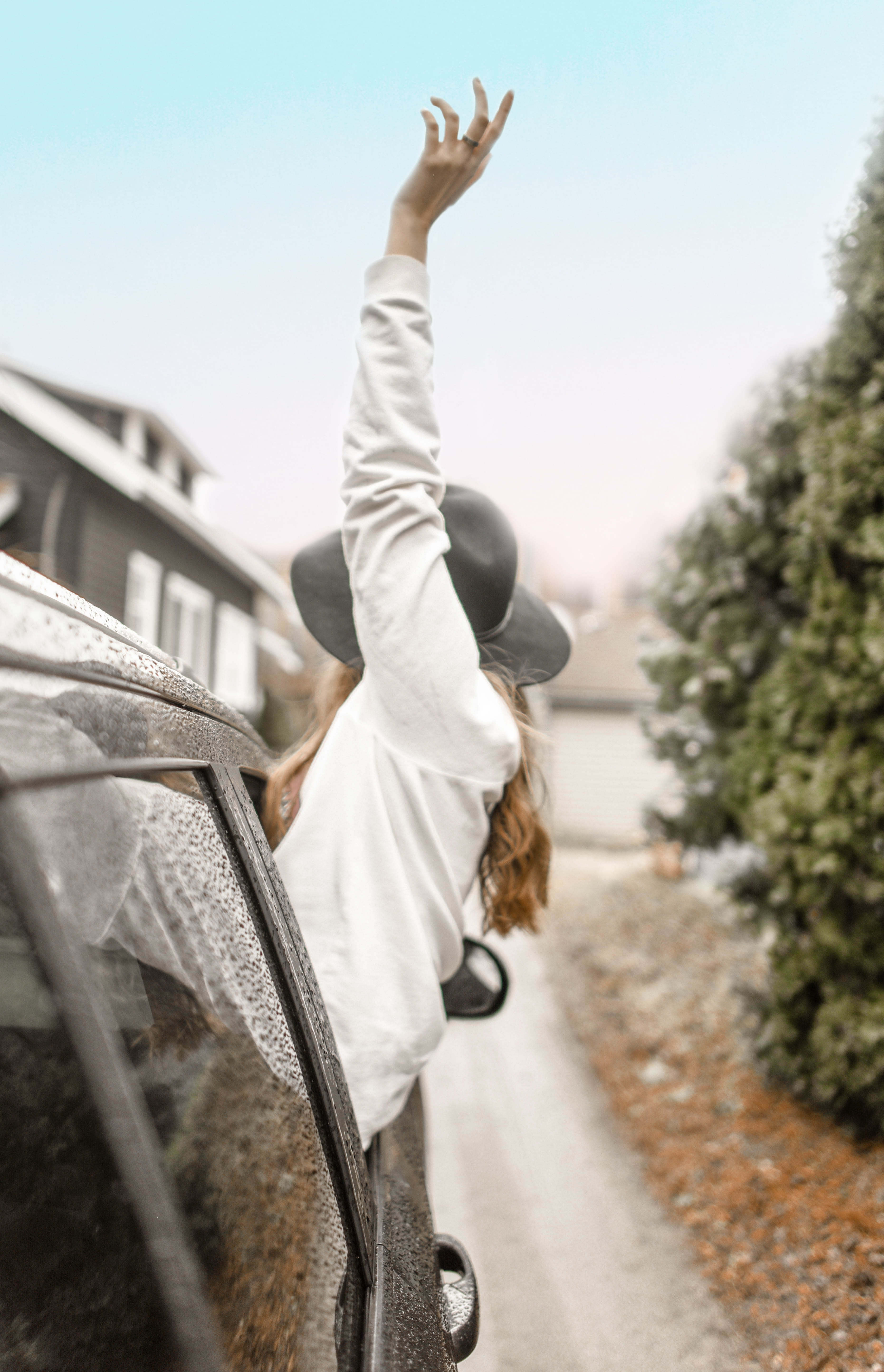 arms raised, friend, leisure activity, outdoors, mode of transportation, plant, camera, out the window, road, rising, nature, car drive, woman, real people, Phone HD Wallpaper