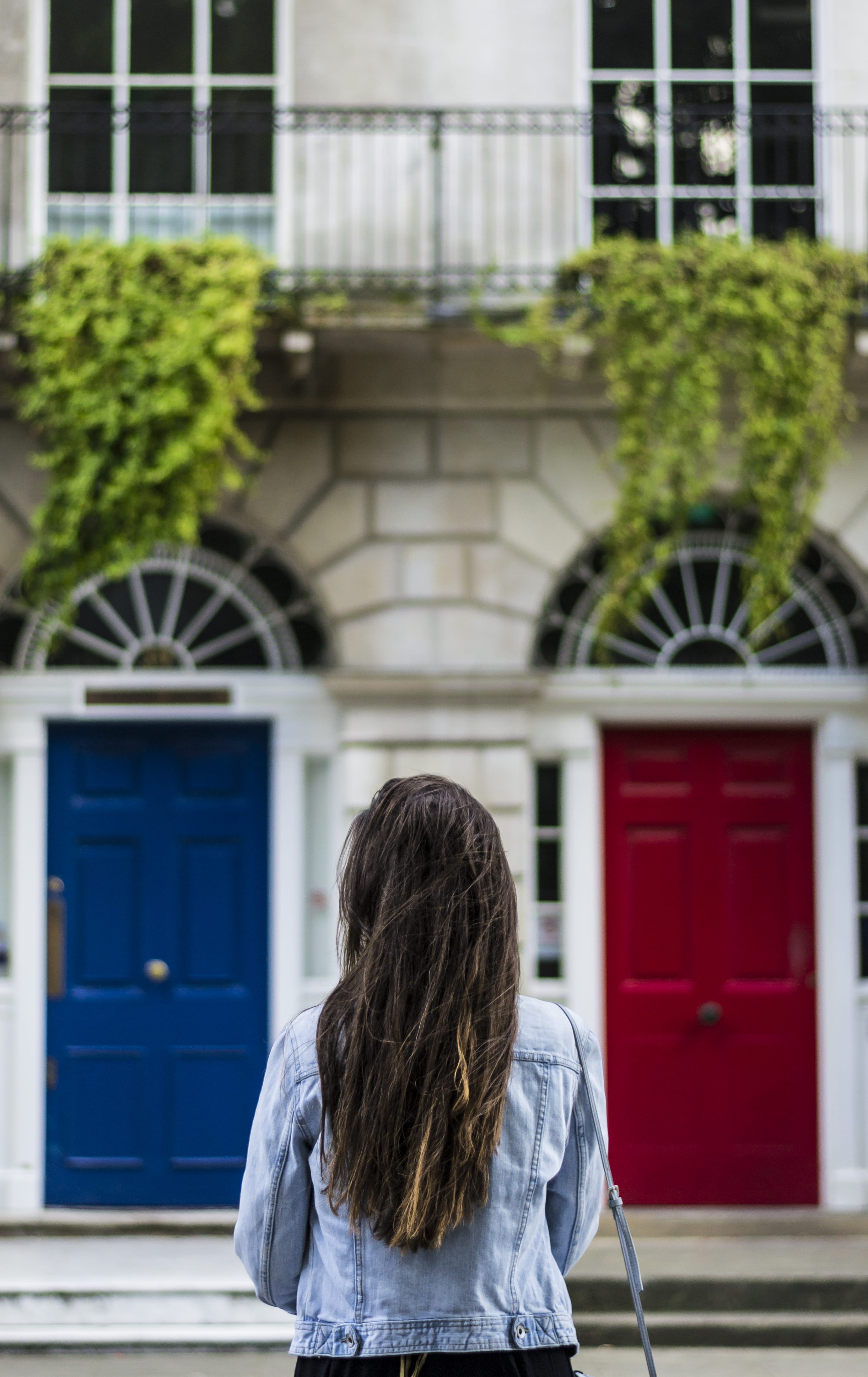 one Person, woman, adult, city, door, concrete, leisure activity, real people, people, uK, rear view, women, urban Scene, jacket, 4K, front, window, females, Phone HD Wallpaper
