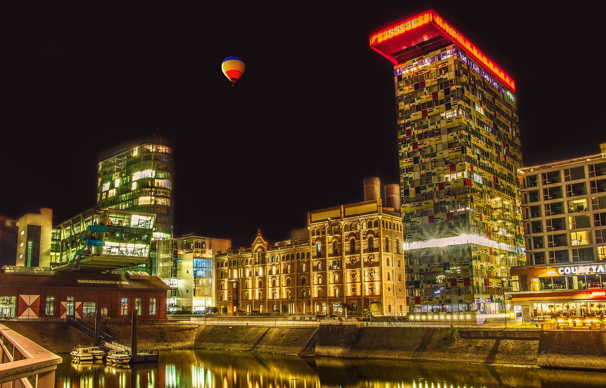 lights, balloon, Dusseldorf, boats, the sky, pier, night, channel, Düsseldorf, building, 1080P, home, Germany, HD Wallpaper