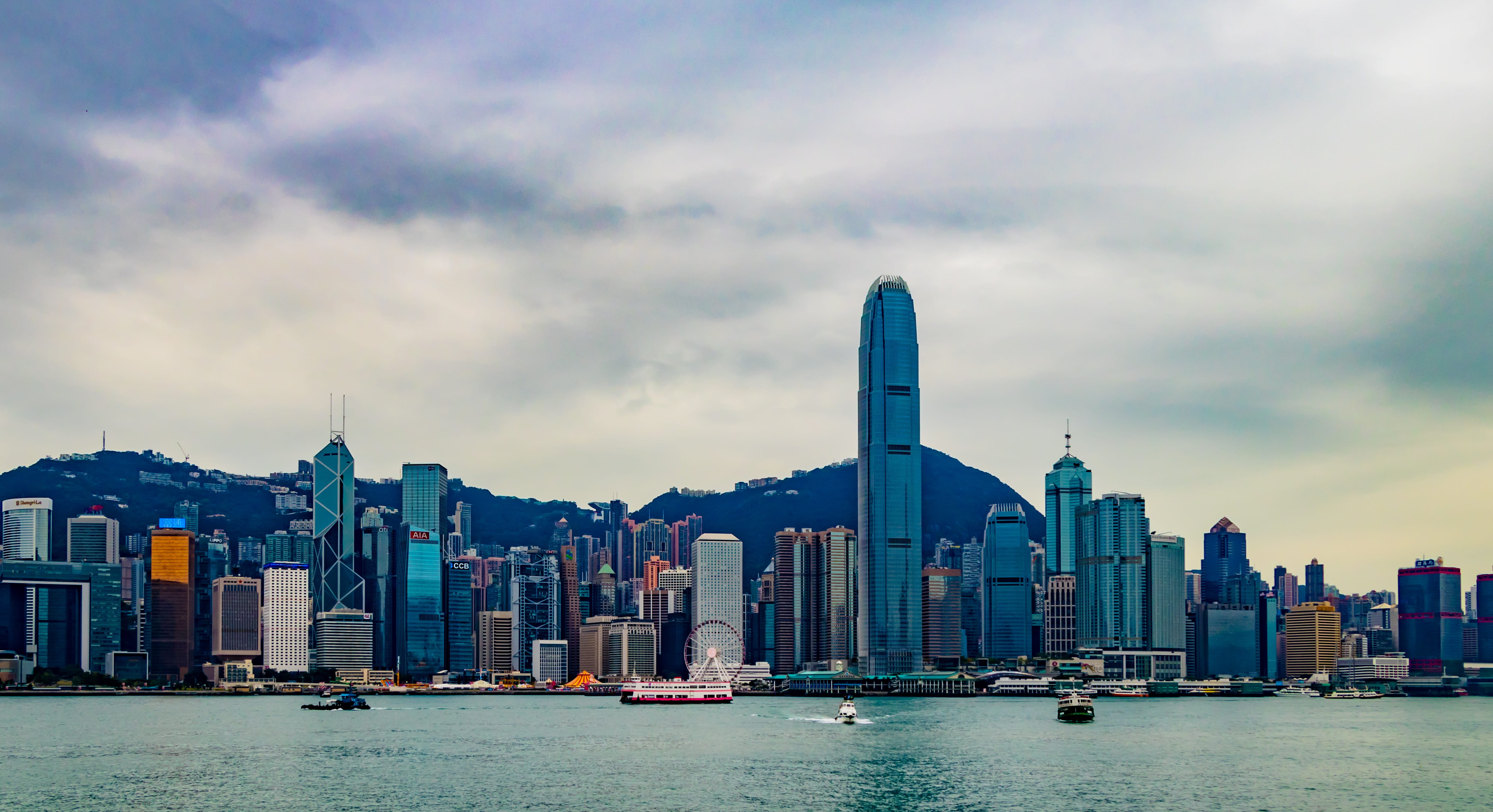 water, cloud - sky, world, at the court of, superstructure, glass, the skyscraper, skyscrapers, nature, building exterior, city, office building exterior, HD Wallpaper