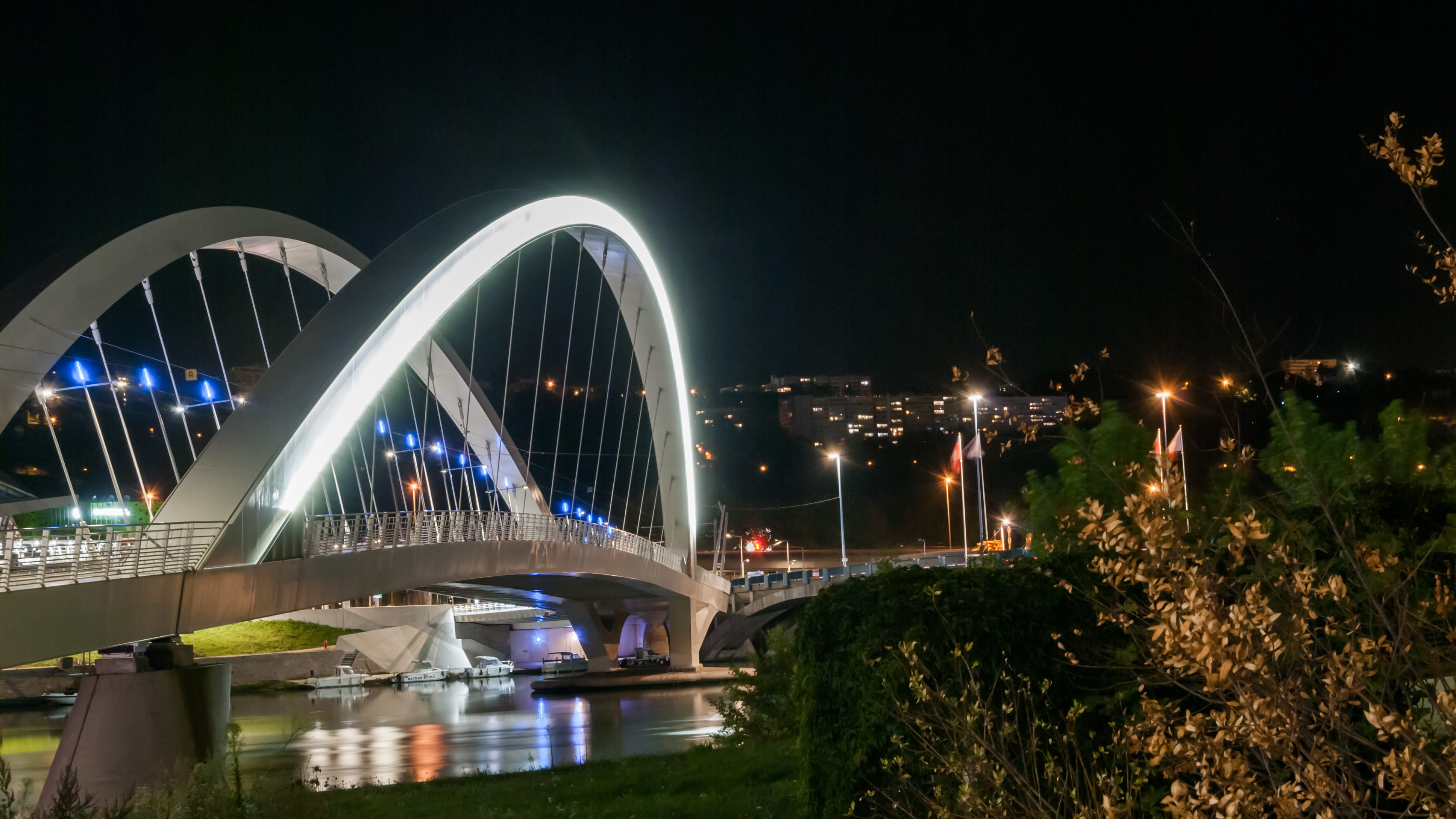 modern, musee, bridge - man made structure, piscine du rhone, transportation, 4K, bridge, musée, incity, quai docteur gaieton, built structure, cityscape, HD Wallpaper