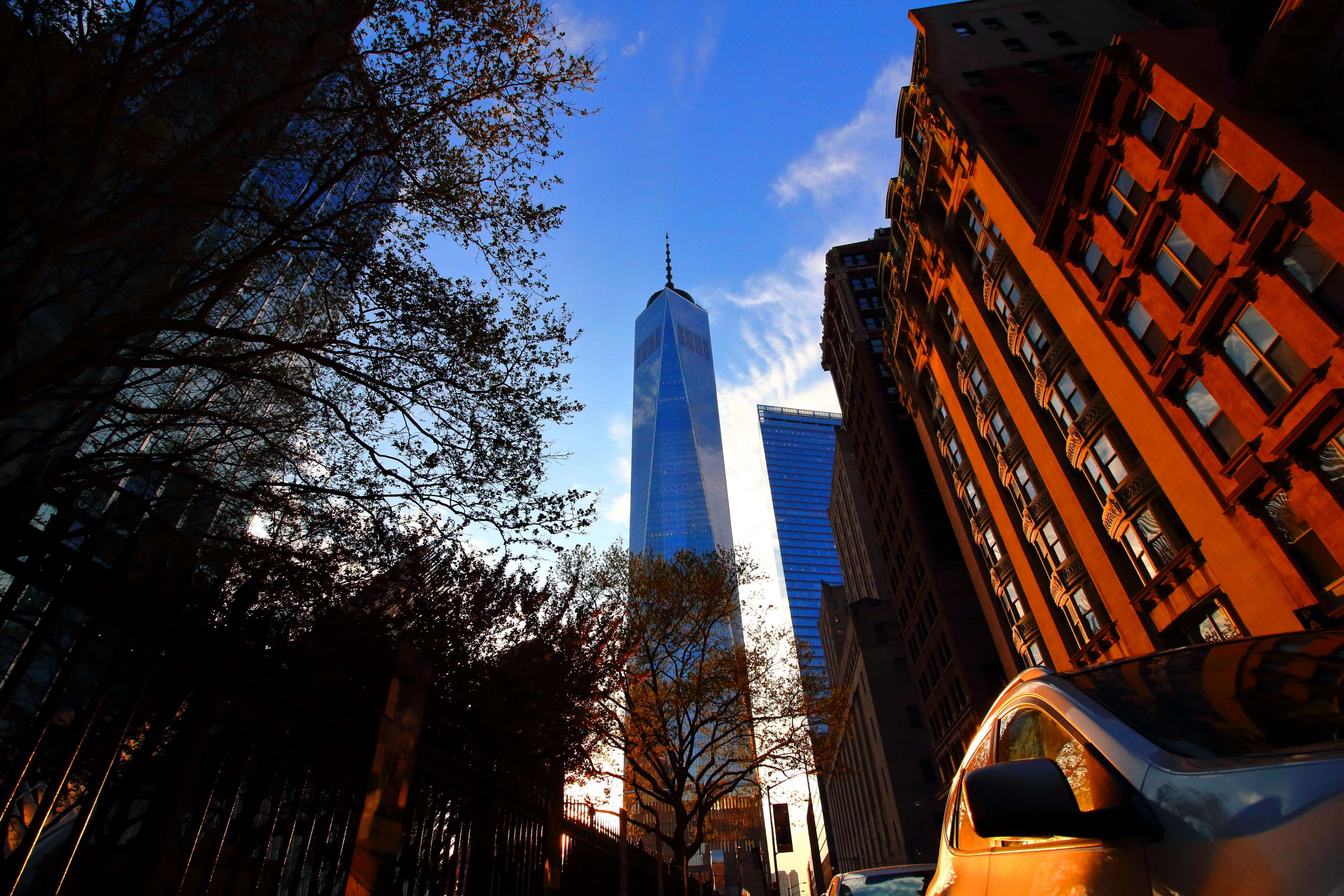 architecture, tall - high, 1 wtc, travel destinations, motor vehicle, office building exterior, new york city, sky, tower, building exterior, mode of transportation, HD Wallpaper