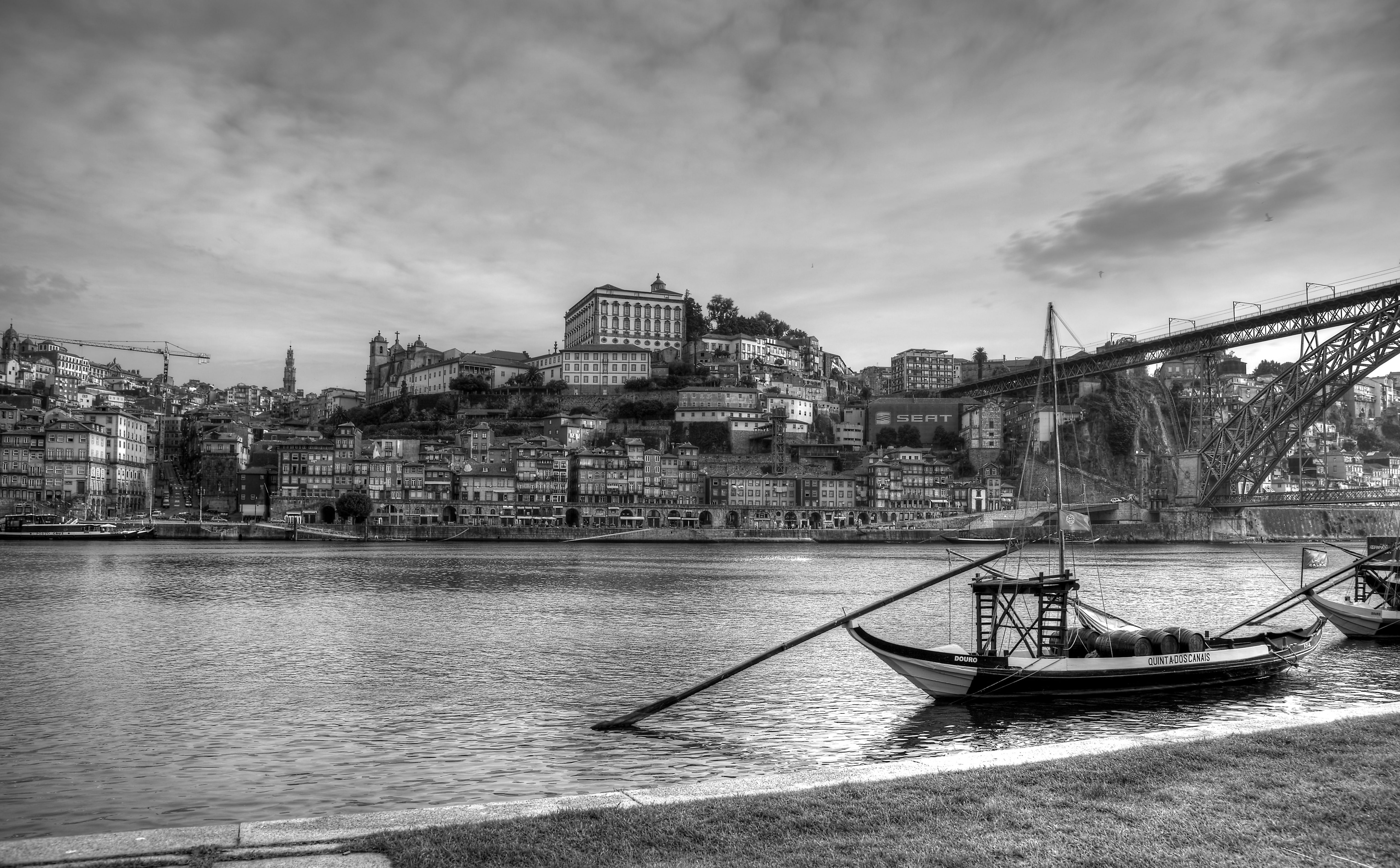 building exterior, oporto, built structure, building, day, Desktop, City, transportation, Morning, gondola - traditional boat, Dark, nautical vessel, clerigos, HD Wallpaper