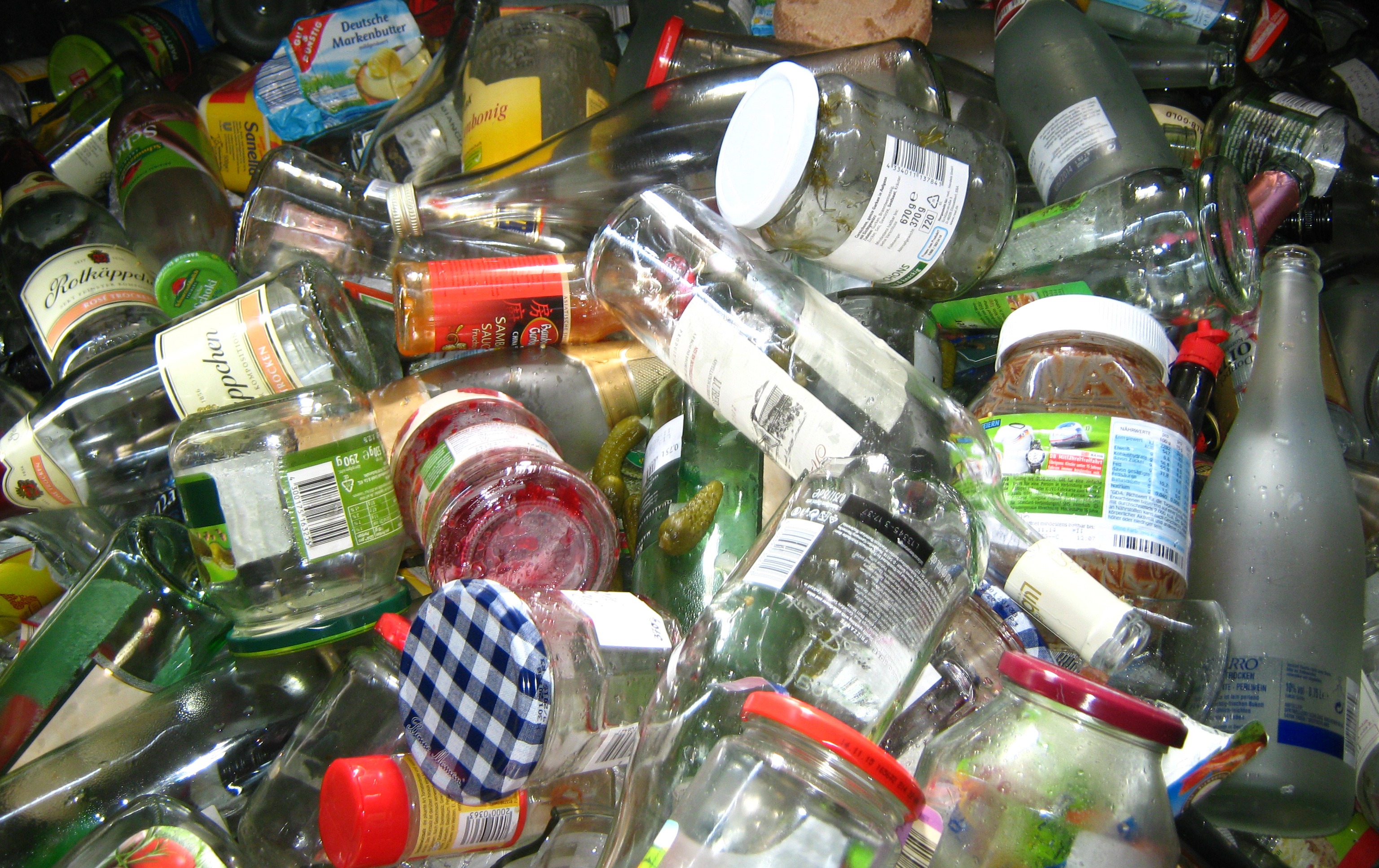 choice, still life, no people, bottles, abundance, variation, for sale, recycled glass, bottle, multi colored, 2K, can, recycling, silver colored, plastic, HD Wallpaper