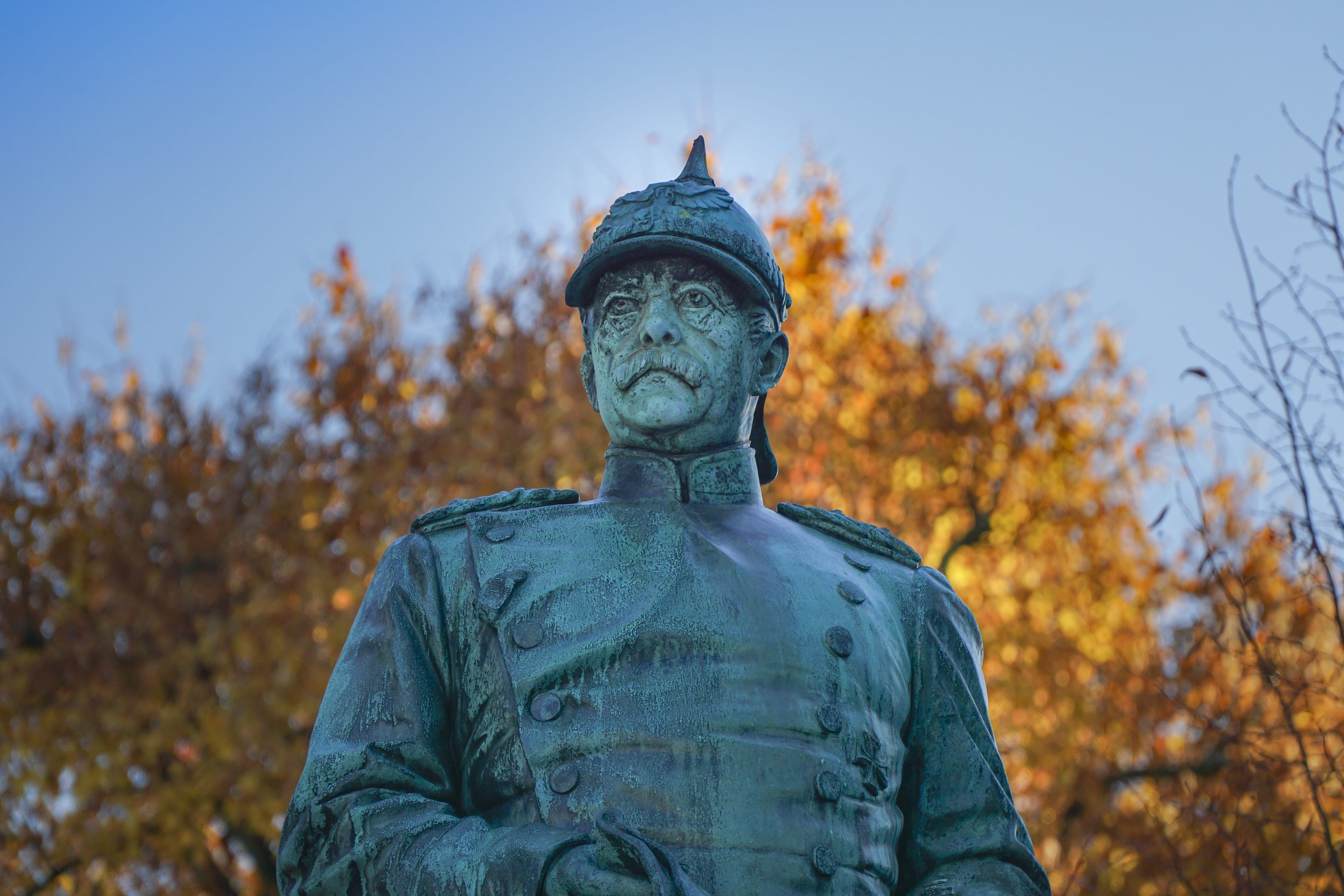 change, art and craft, 5K, otto von bismarck, male likeness, creativity, imposing, representation, tree, sculpture, focus on foreground, nature, plant, HD Wallpaper