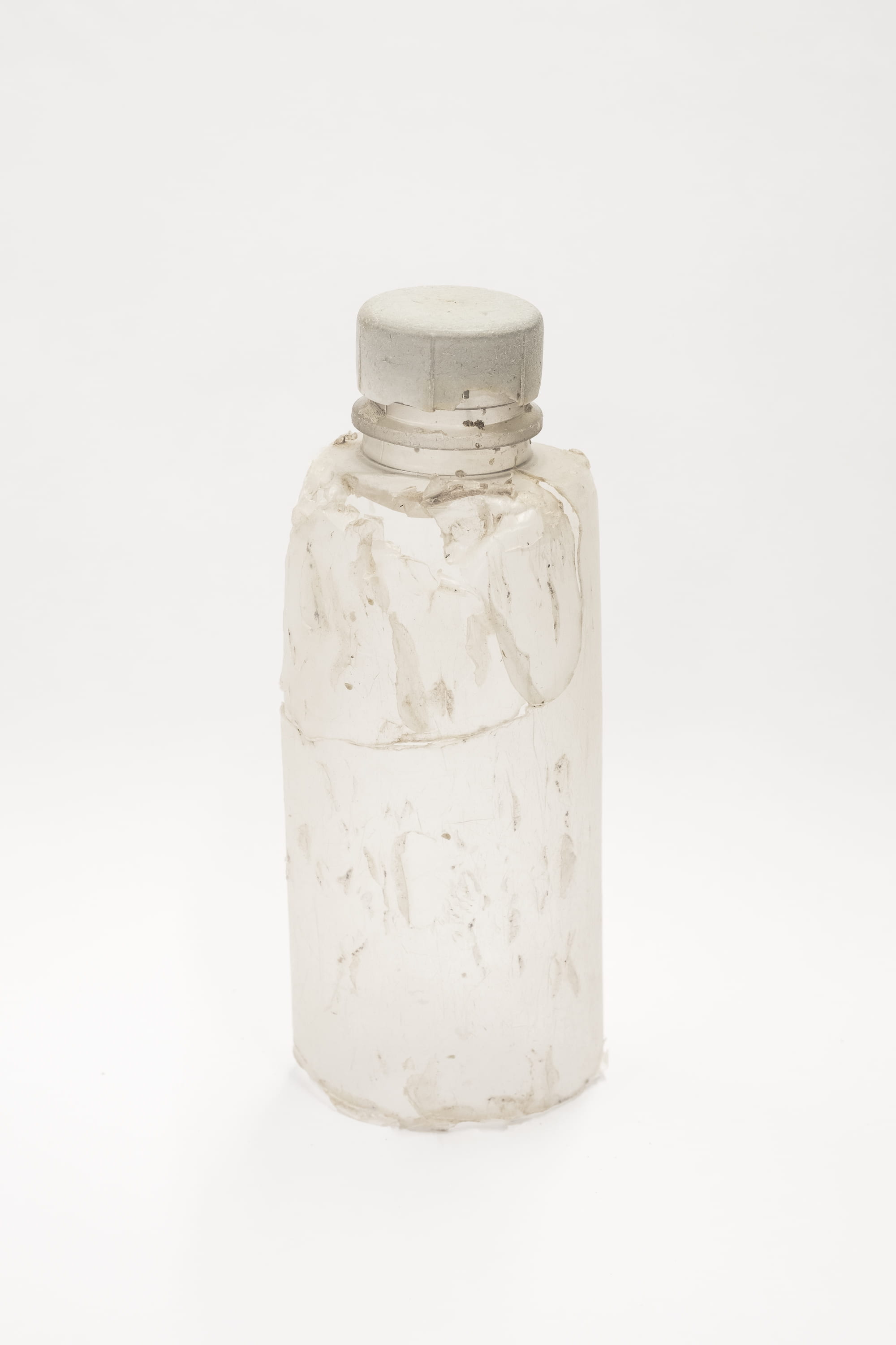 cut out, white, plastic, dairy product, close-up, toiletries, environmental, bottle, hygiene, purity, still life, copy space, clear, no people, ocean plastic, Phone HD Wallpaper