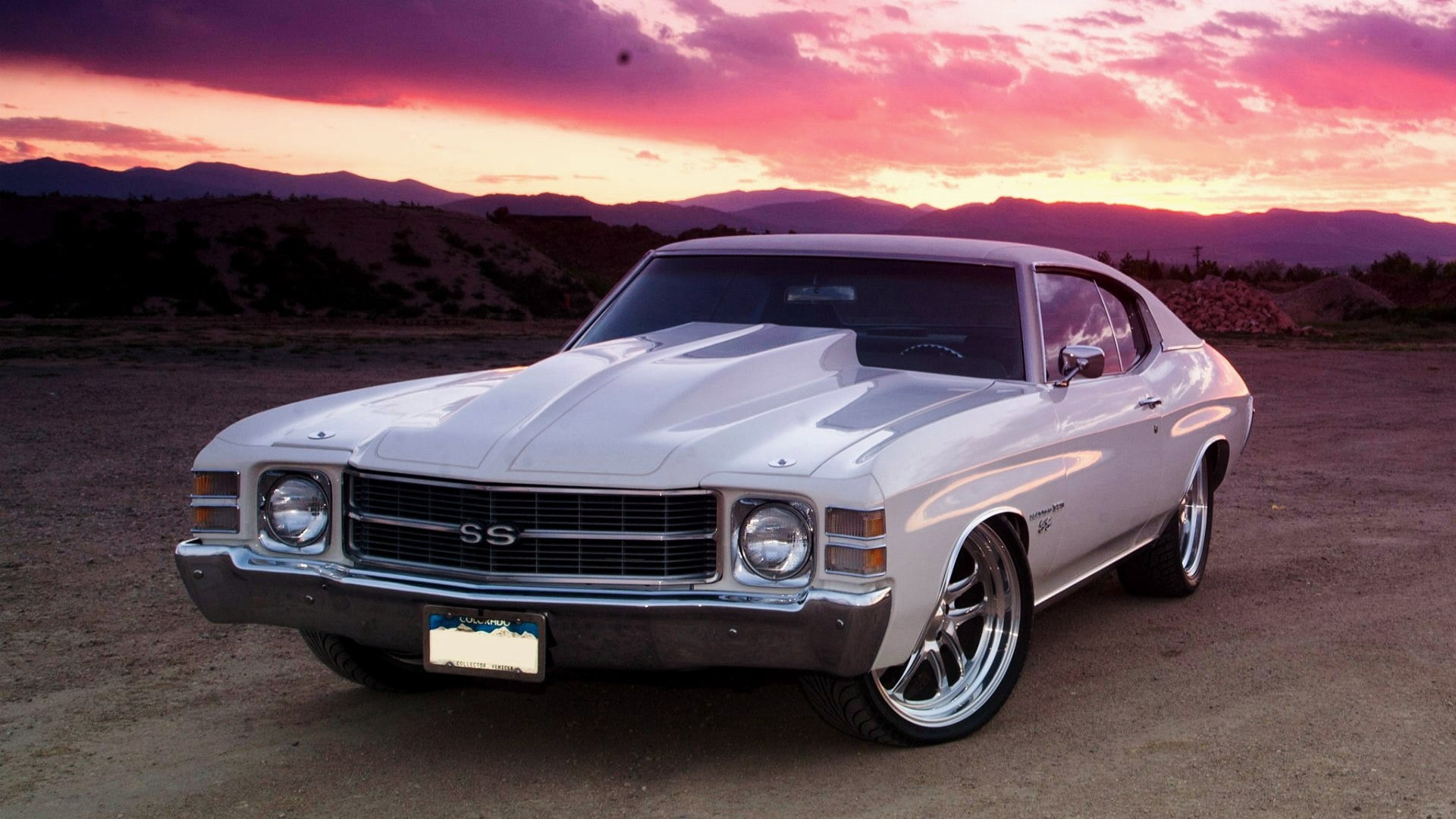 outdoors, car, sport, stationary, 1972, road trip, chevelle, environment, mode of Transport, sunset, retro Styled, shiny, old, front View, camaro, sky, HD Wallpaper