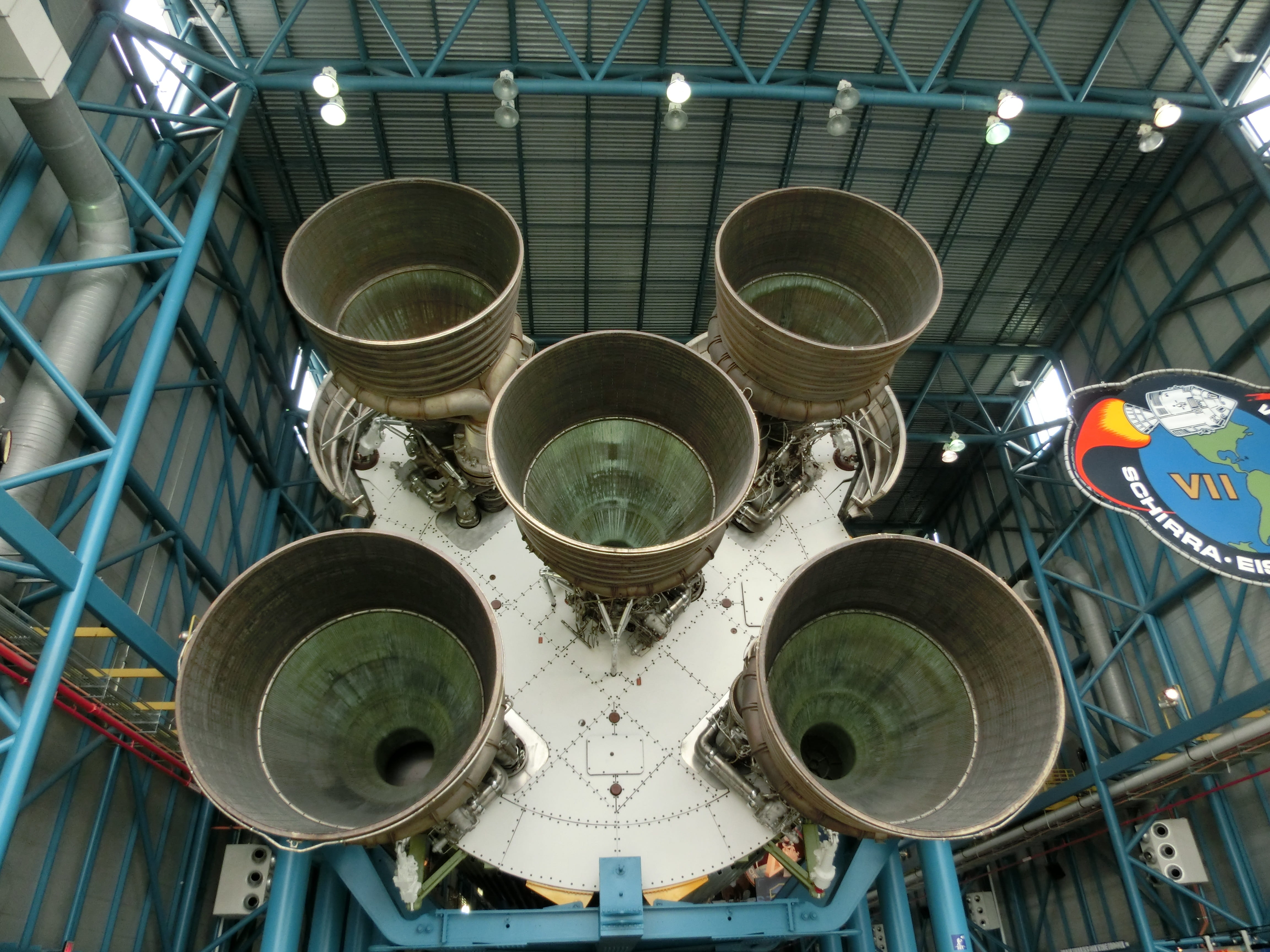 empty, apollo program, circle, shape, technology, indoors, no people, metal, engine, 4K, space, close-up, architecture, sunlight, high angle view, day, HD Wallpaper
