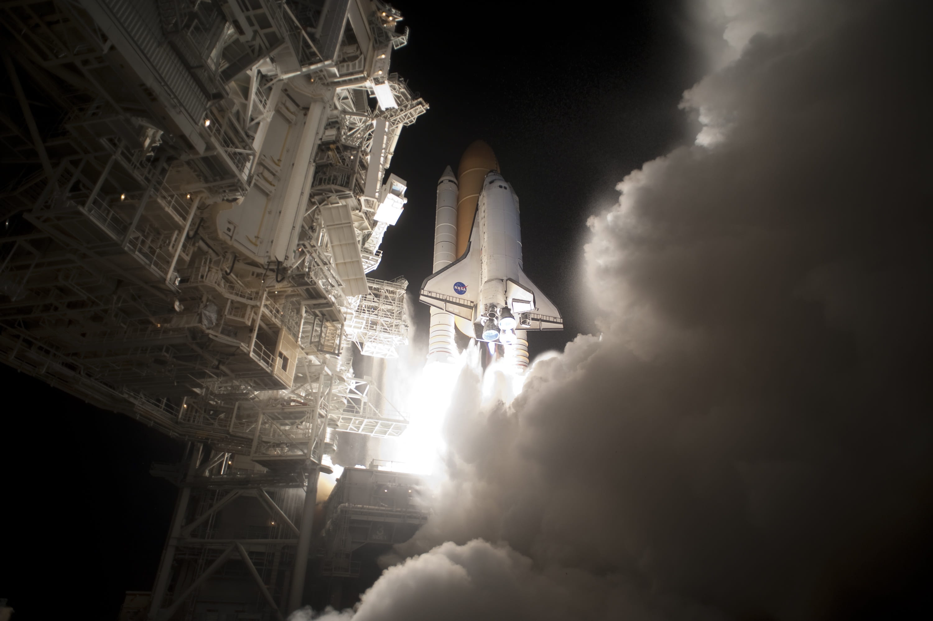 blastoff, nasa, discovery, nature, architecture, liftoff, building exterior, flight, city, religion, belief, spaceship, rocket, spirituality, travel, space shuttle, HD Wallpaper