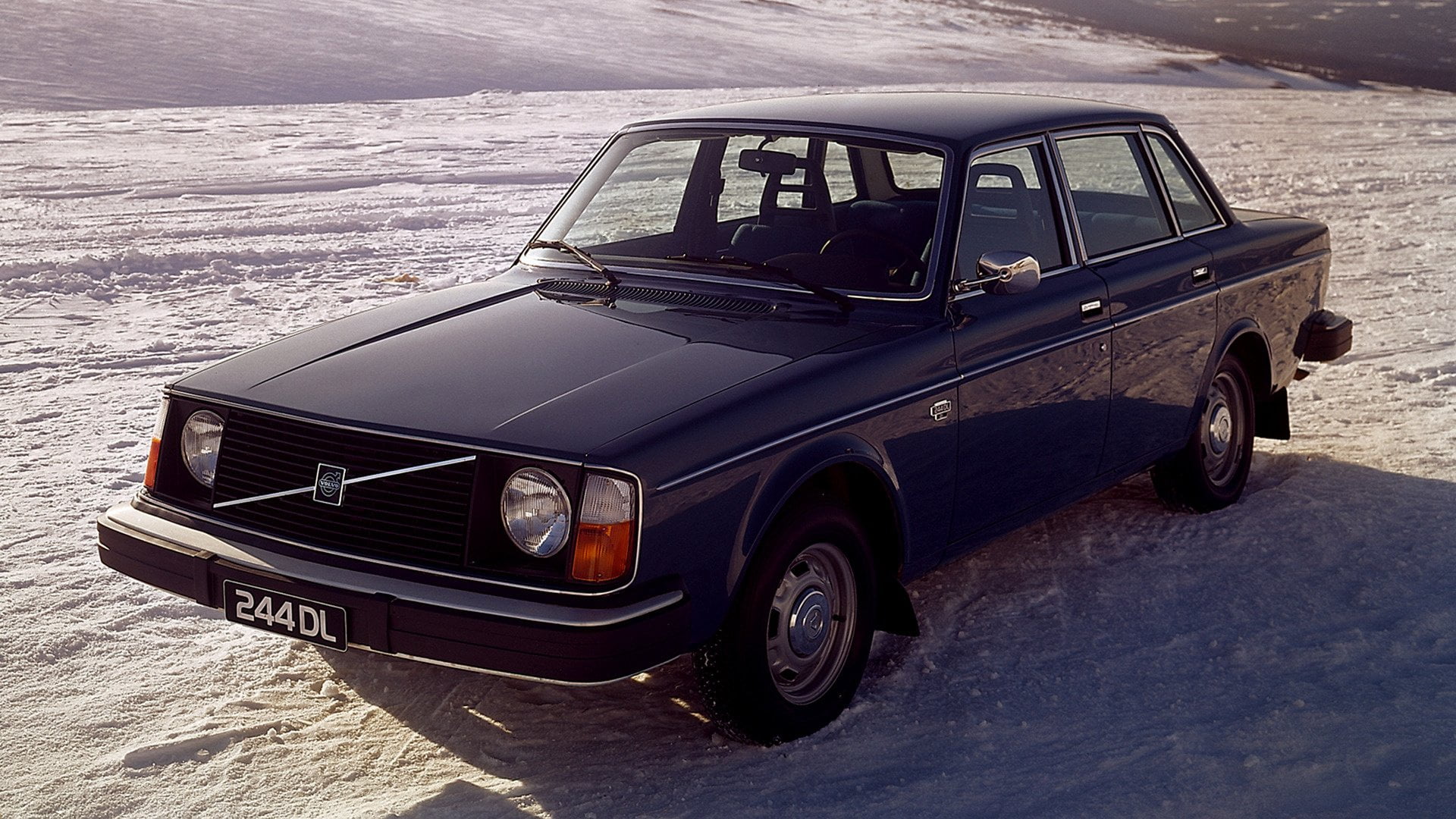 Blue Car, transportation, retro styled, driving, holiday, city, Volvo, motor vehicle, cold temperature, road trip, vintage car, winter, Volvo 240 Series, HD Wallpaper