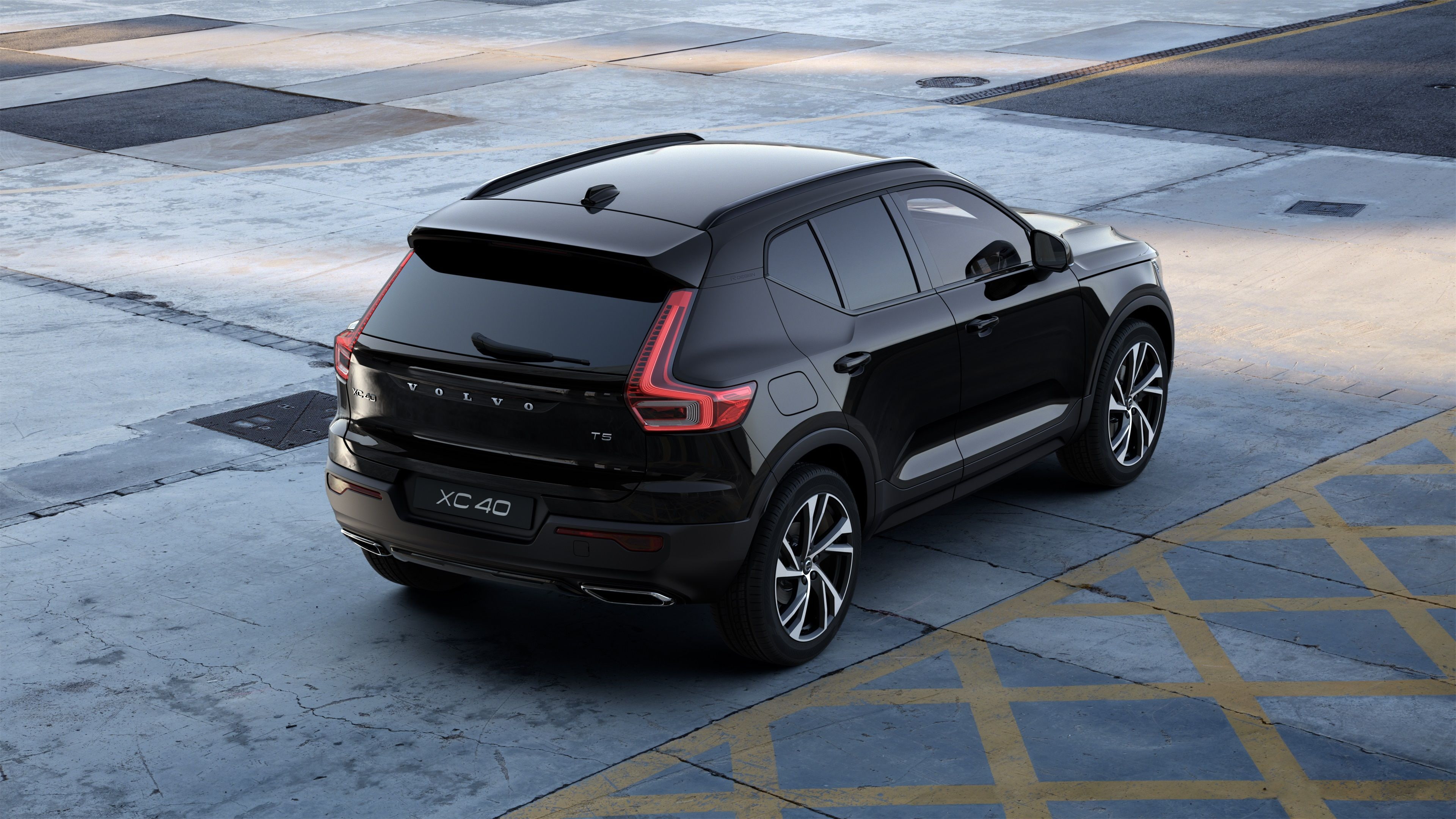 day, black color, transportation, outdoors, mode of transportation, high angle view, city, xc40, journey, racecar, 4K, volvo, travel, motor vehicle, stationary, HD Wallpaper