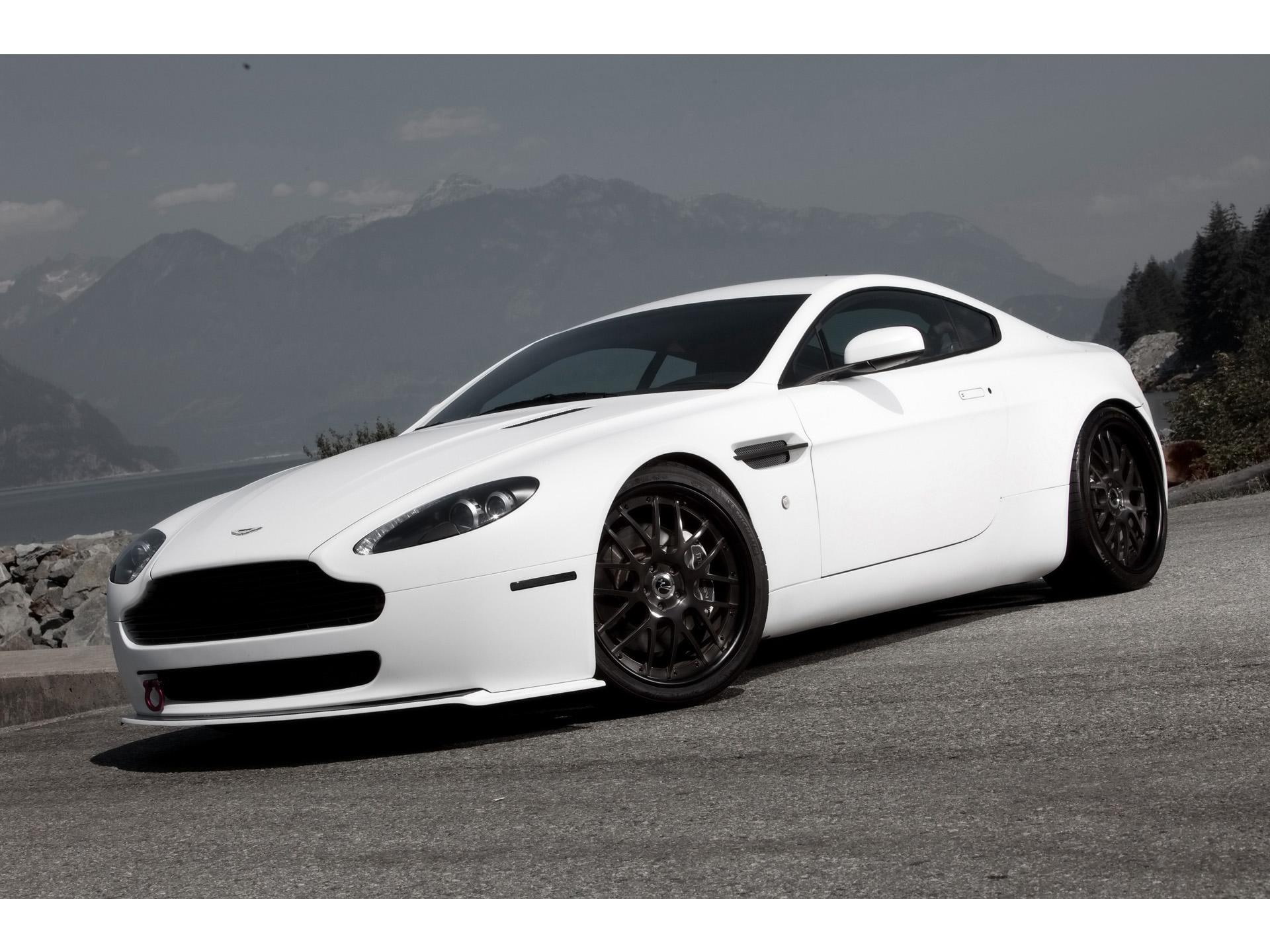environment, land vehicle, vantage, outdoors, martin, car, luxury, no people, mountain range, 1080P, nature, day, frost, motor vehicle, stationary, wheel, HD Wallpaper