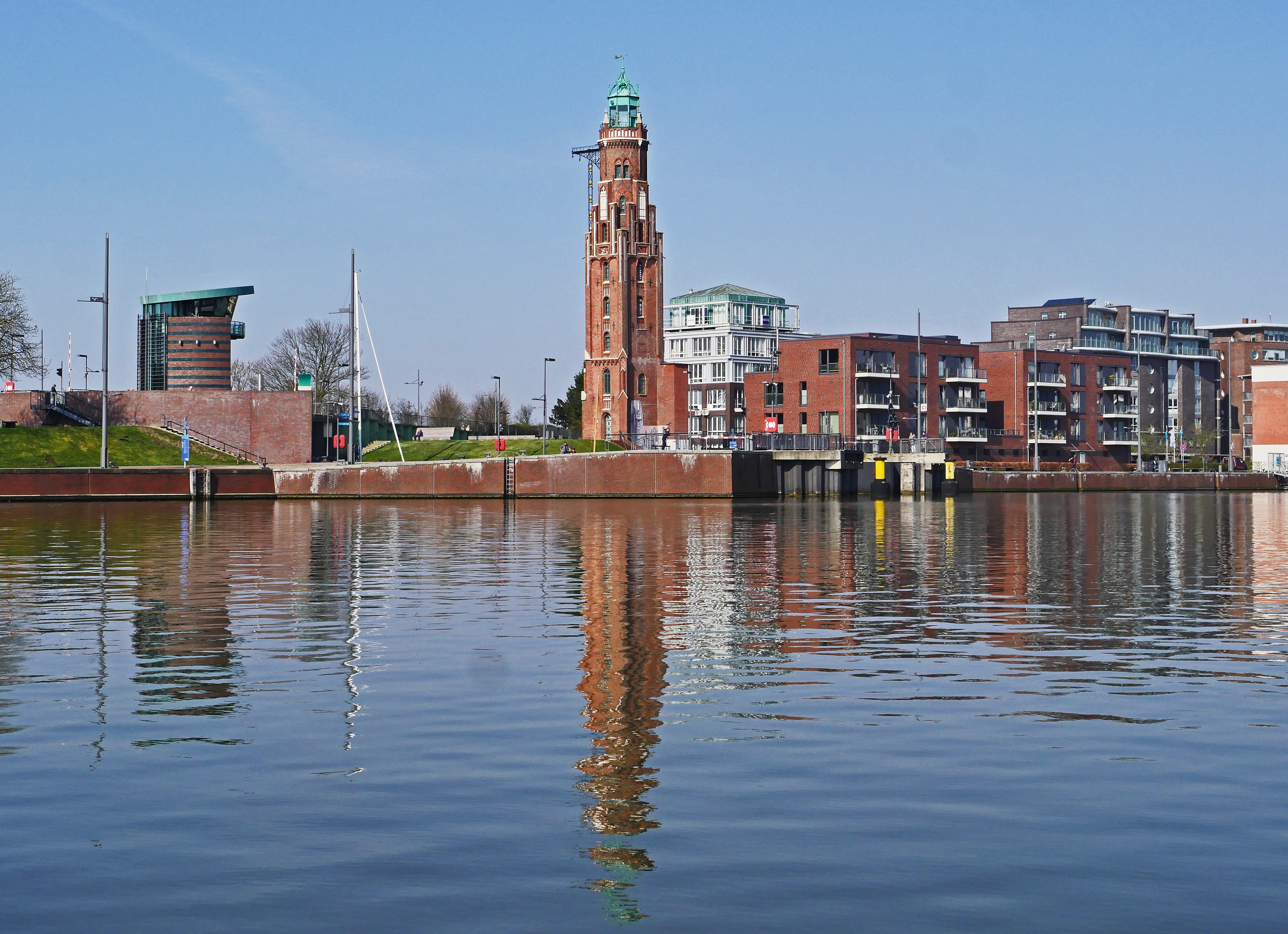 inland port, outdoors, reflection, travel destinations, control tower, brick, sky, bremerhaven, 4K, mirroring, building exterior, no people, architecture, HD Wallpaper