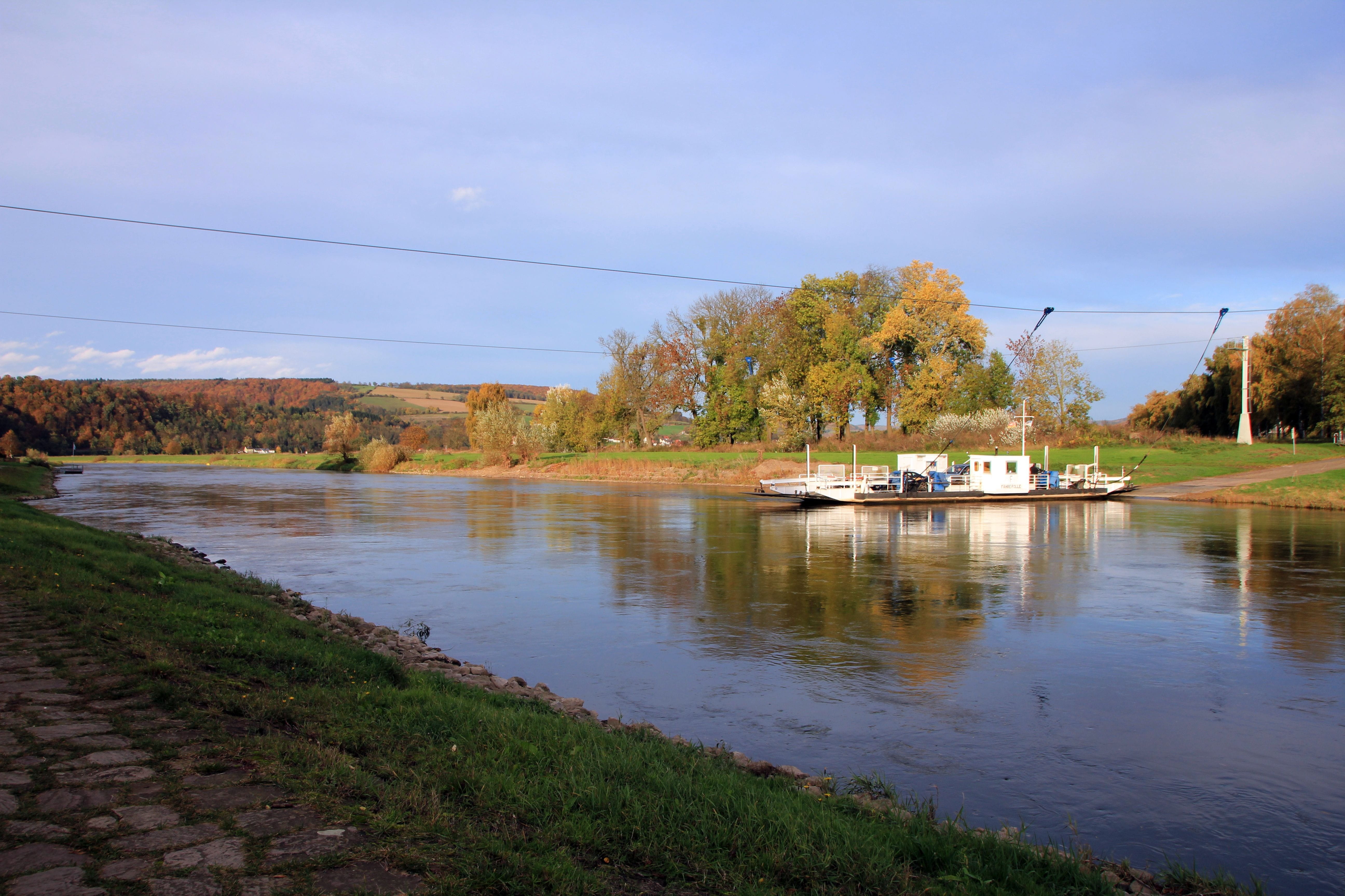 yacht, 5K, passenger craft, tranquility, sky, Water, moored, River, grass, reflection, water running, no people, nautical vessel, tree, outdoors, Weser, HD Wallpaper