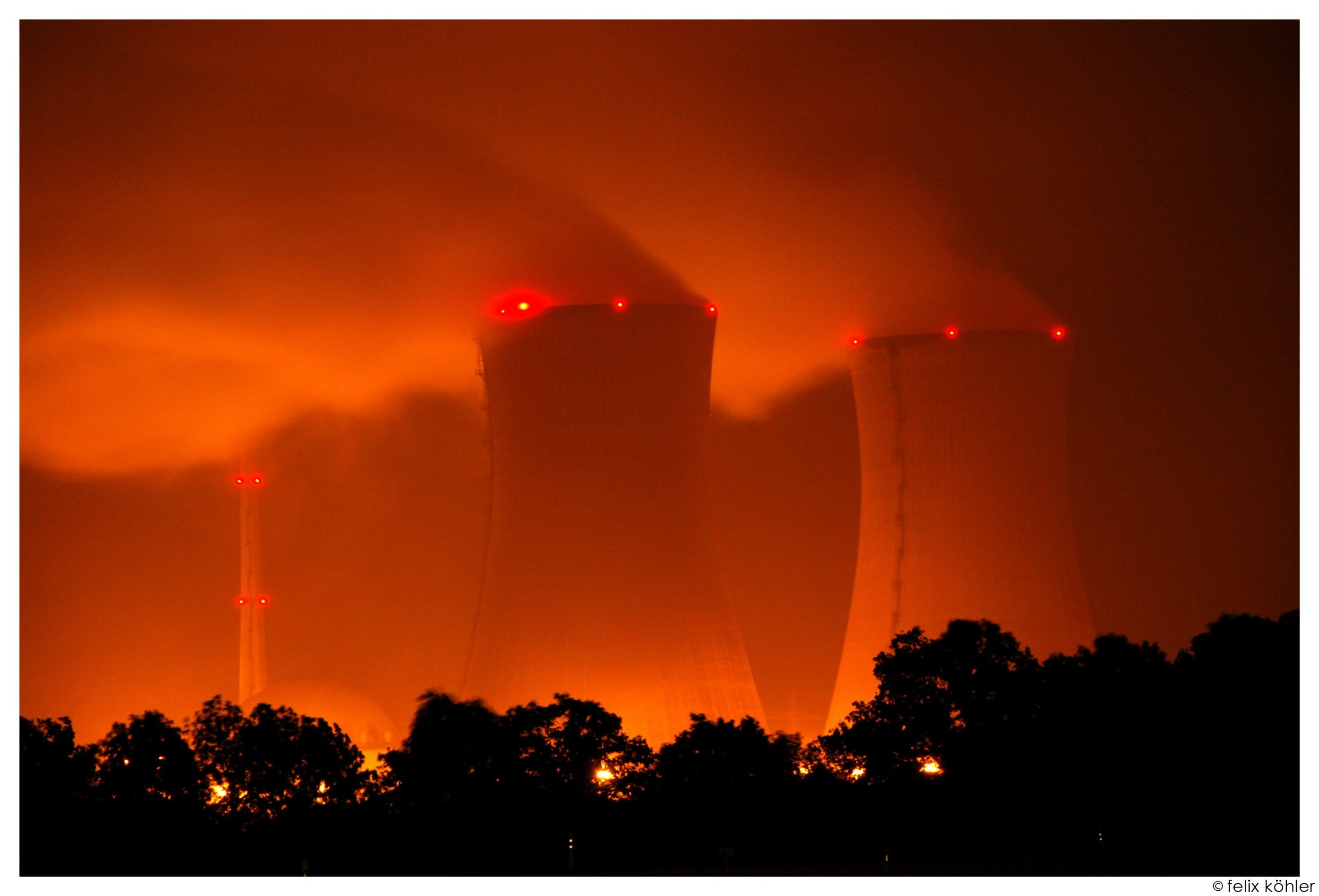 transfer print, factory, built structure, nature, environmental issues, night, auto post production filter, 2K, industry, sky, environment, cloud - sky, HD Wallpaper