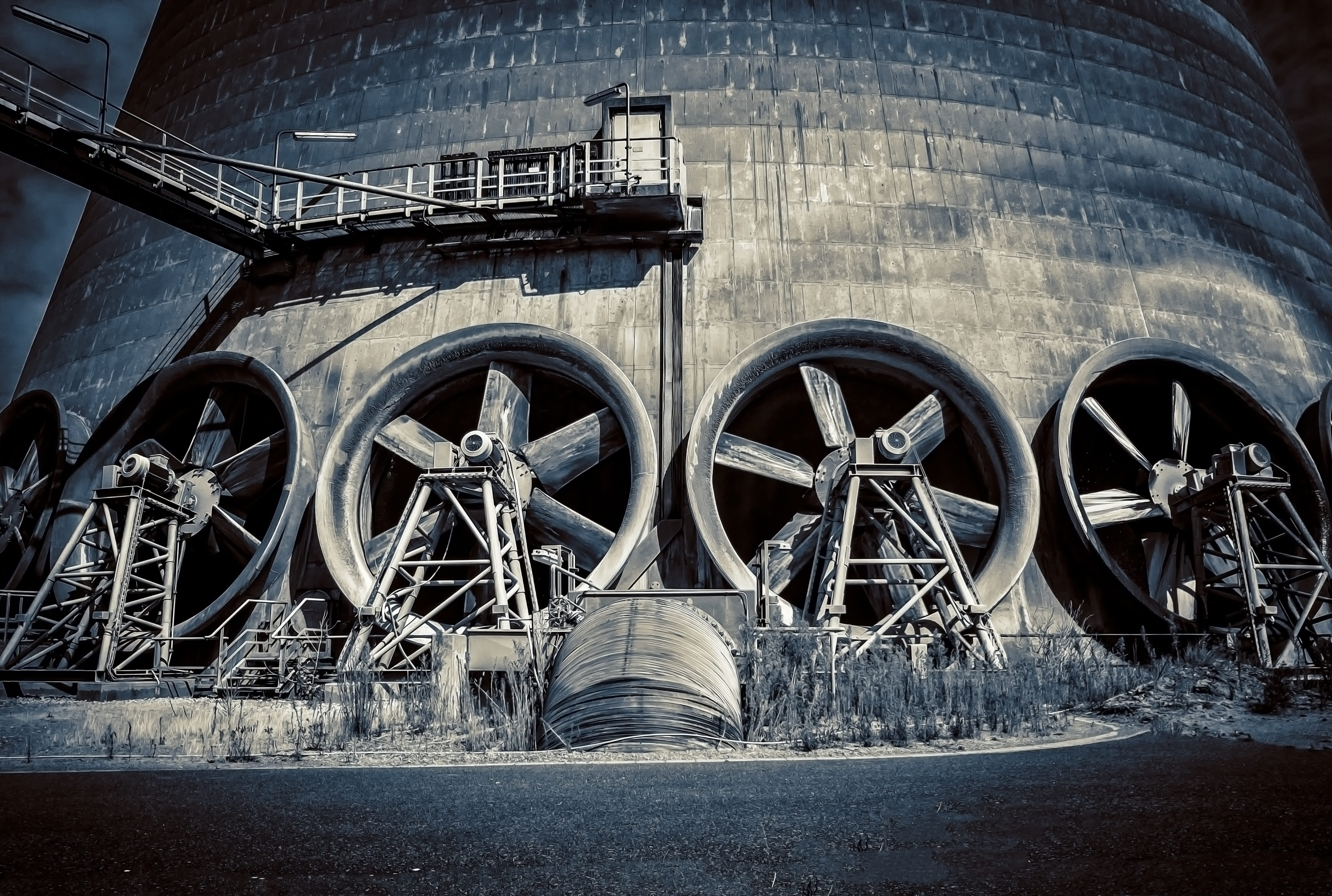 motors, blower, building exterior, heavy industry, old, building, obsolete, architecture, industry, cooler, blow, propeller, wheel, factory, fuel and power generation, HD Wallpaper