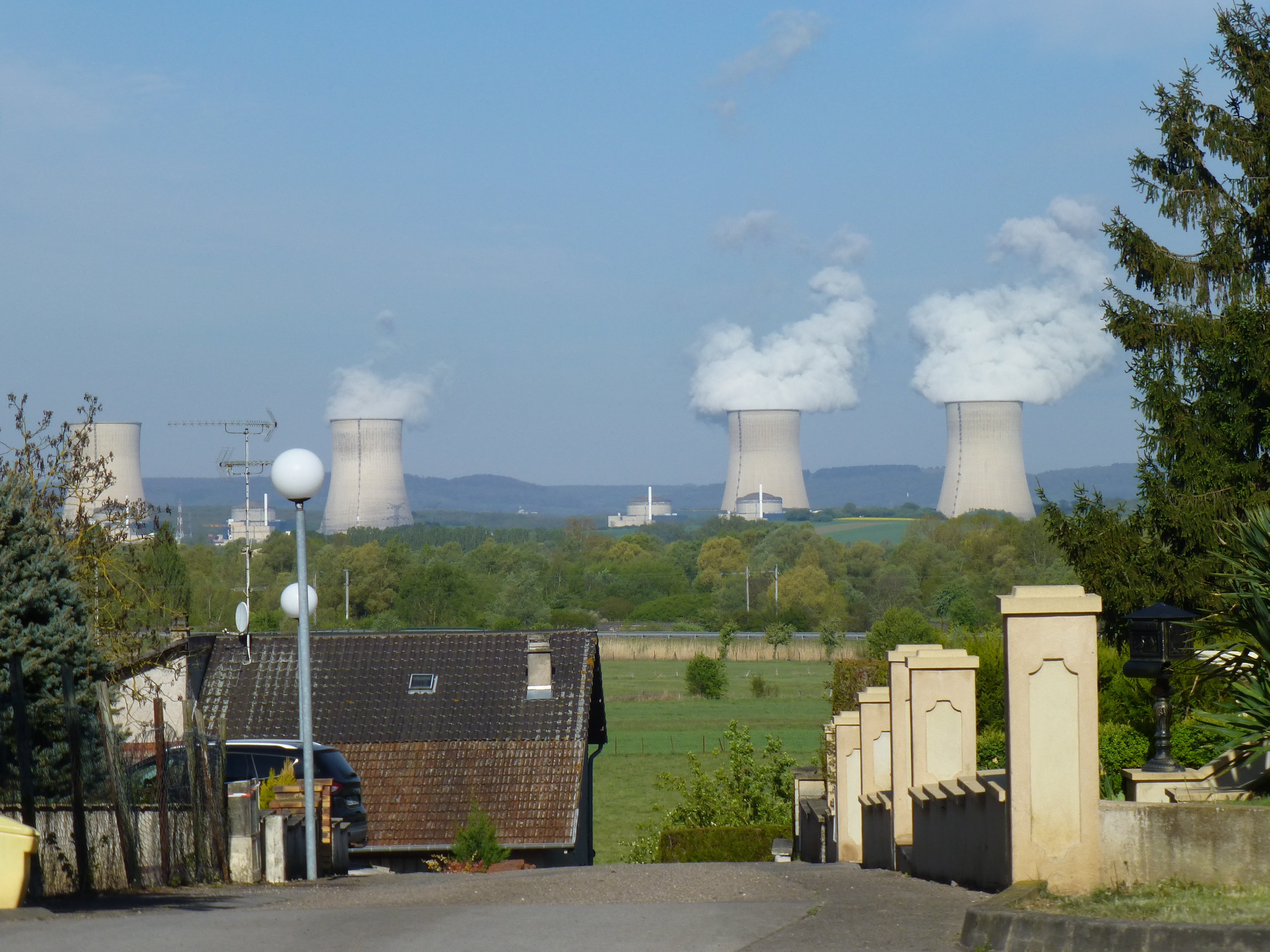 industry, cattenom, fumes, environment, built structure, emitting, building exterior, environmental damage, electricity, fuel and Power Generation, technology, HD Wallpaper