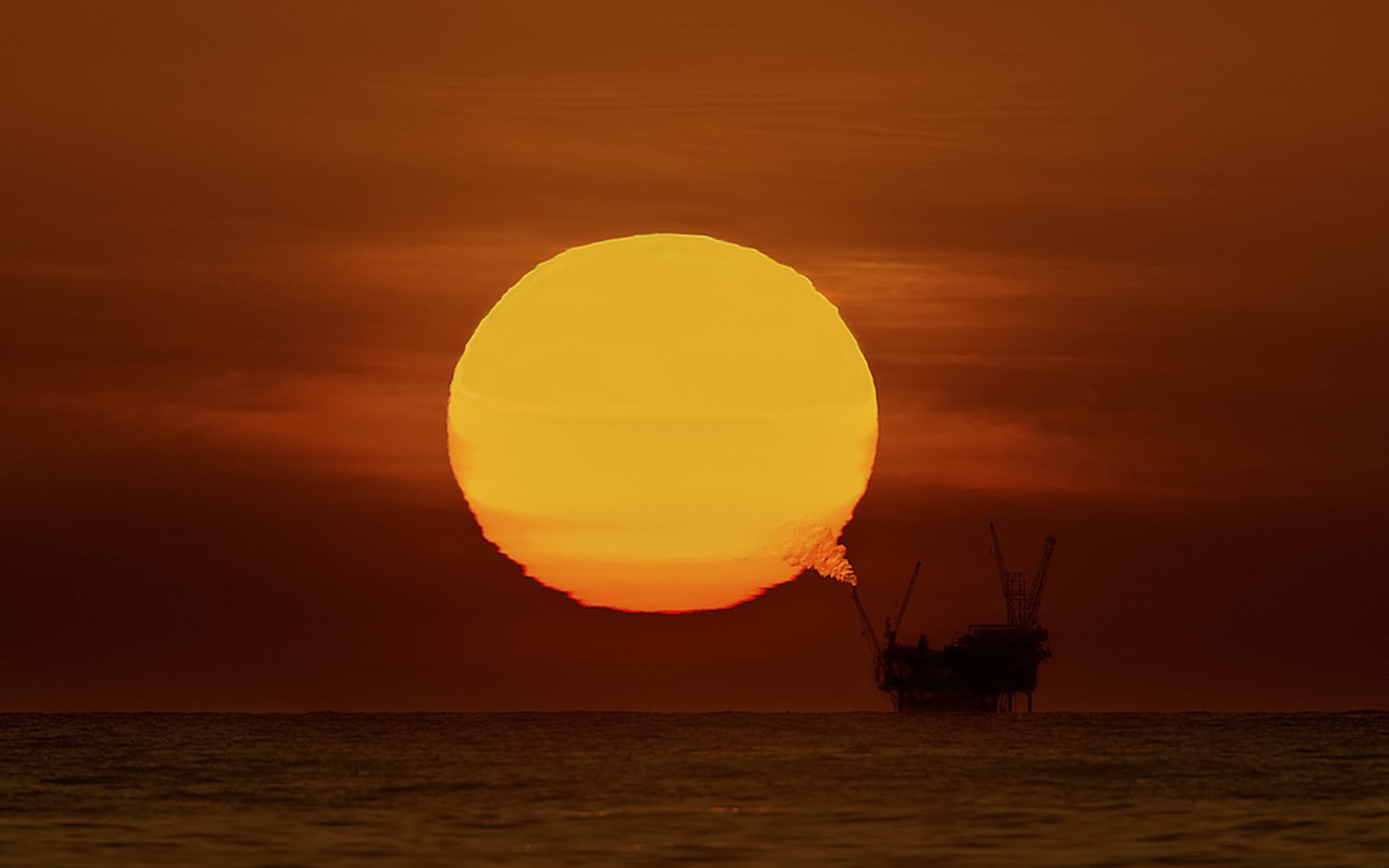 horizon, horizon over water, sea, Sun, silhouette, water, scenics - nature, sky, beauty in nature, industry, no people, 1080P, sunset, oil industry, fuel and power generation, HD Wallpaper